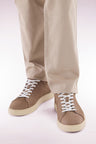 Camel suede leather low-top sneakers