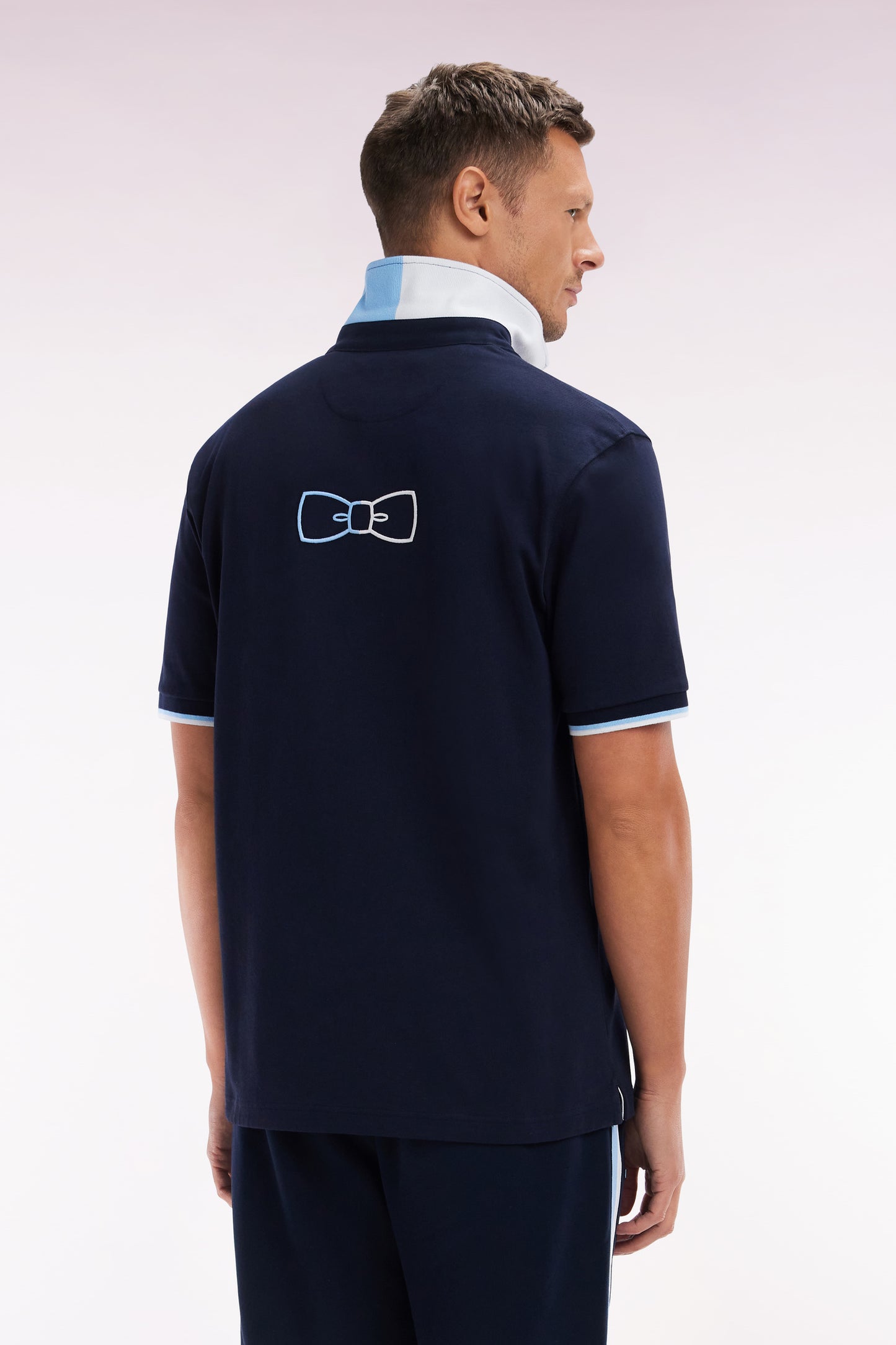 Relaxed-fit short-sleeved navy cotton jersey with two-tone collar