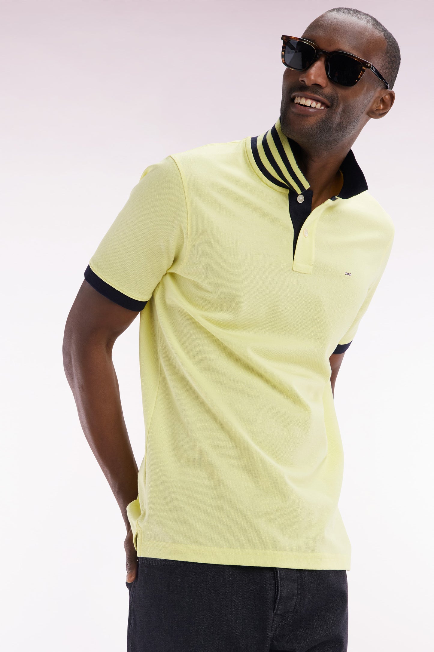 Straight-cut short-sleeved polo shirt in yellow Pima cotton piqué with striped under collar
