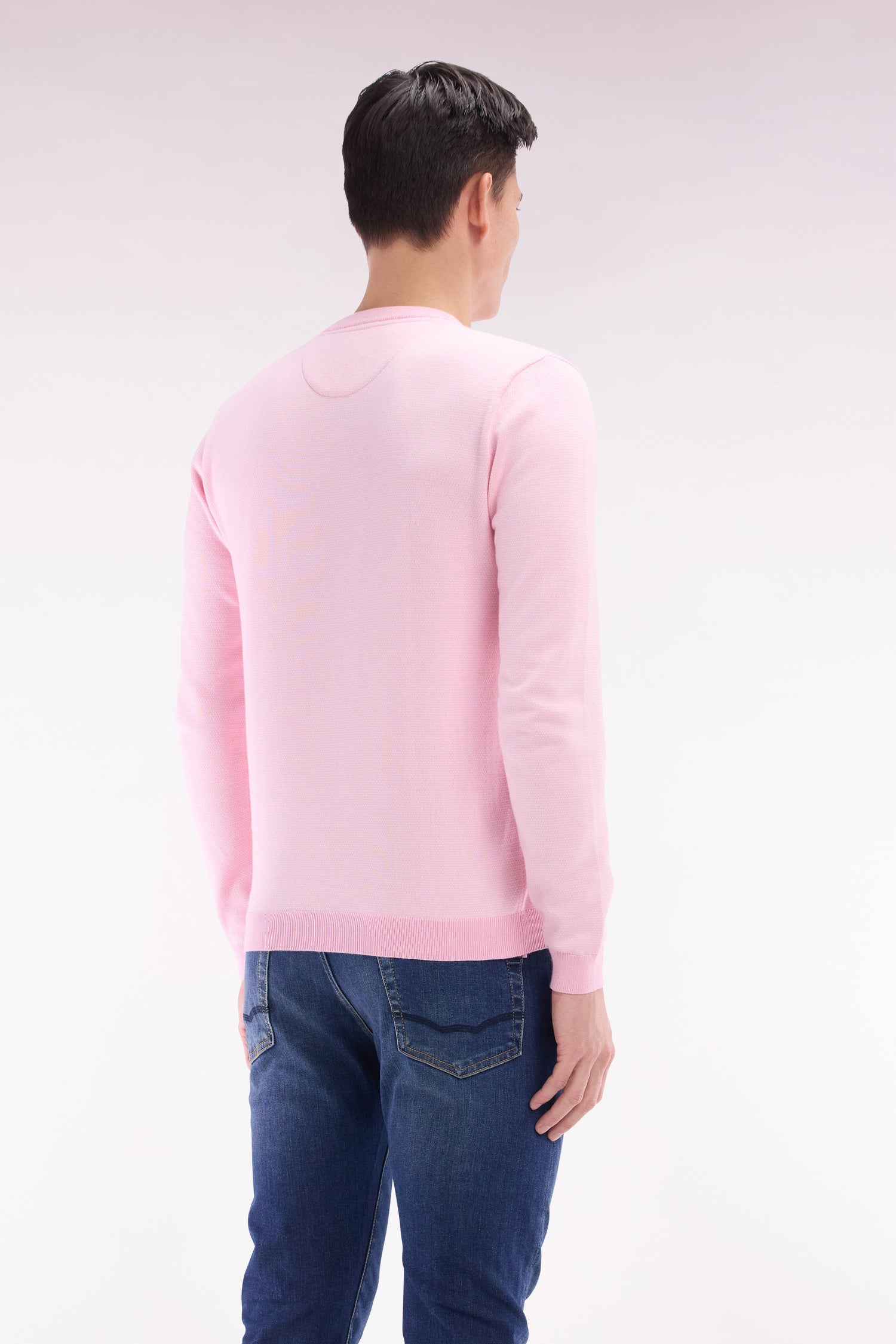 Pull en coton à col rond en coton rose coupe droite