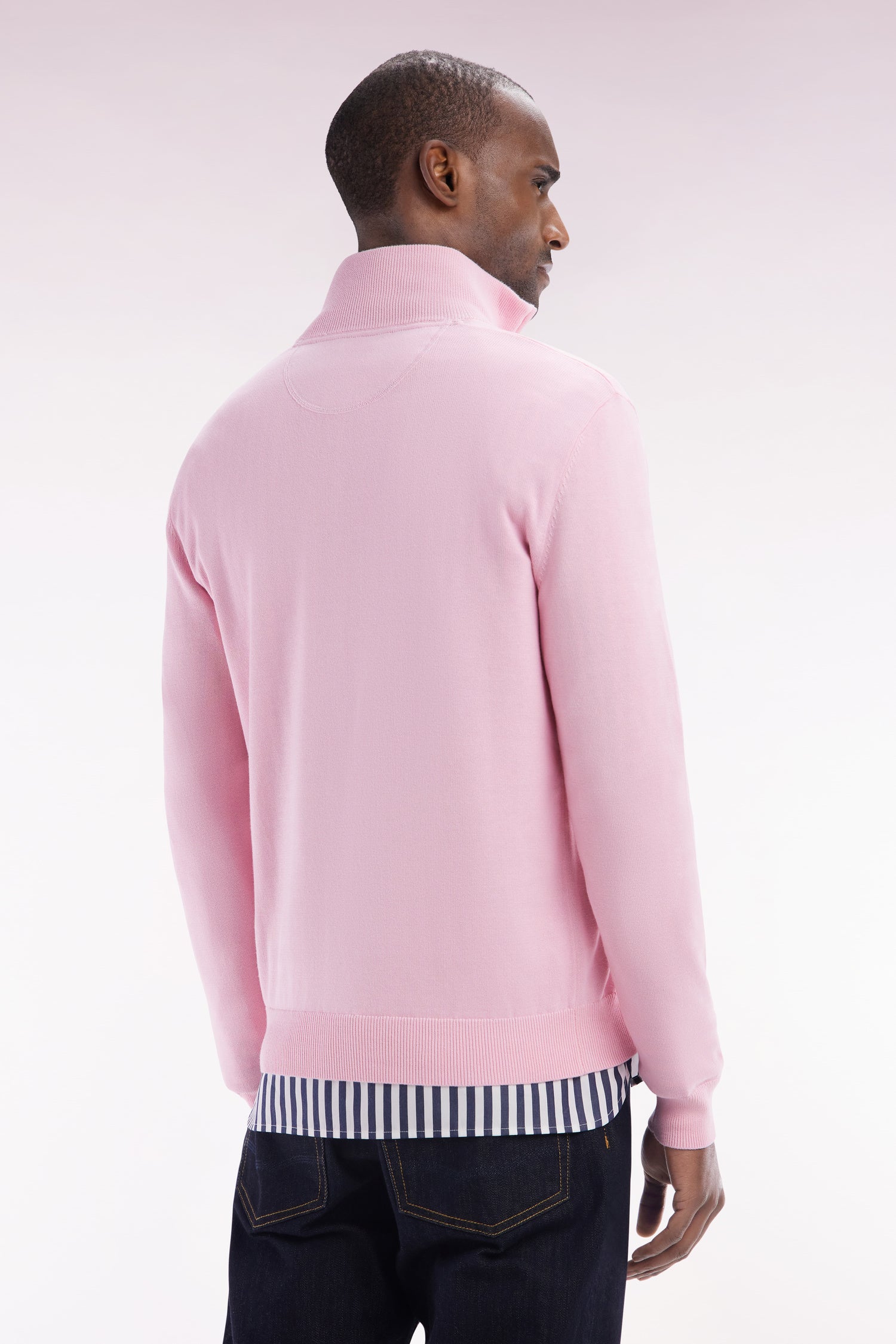 Pull col camionneur en coton rose coupe droite