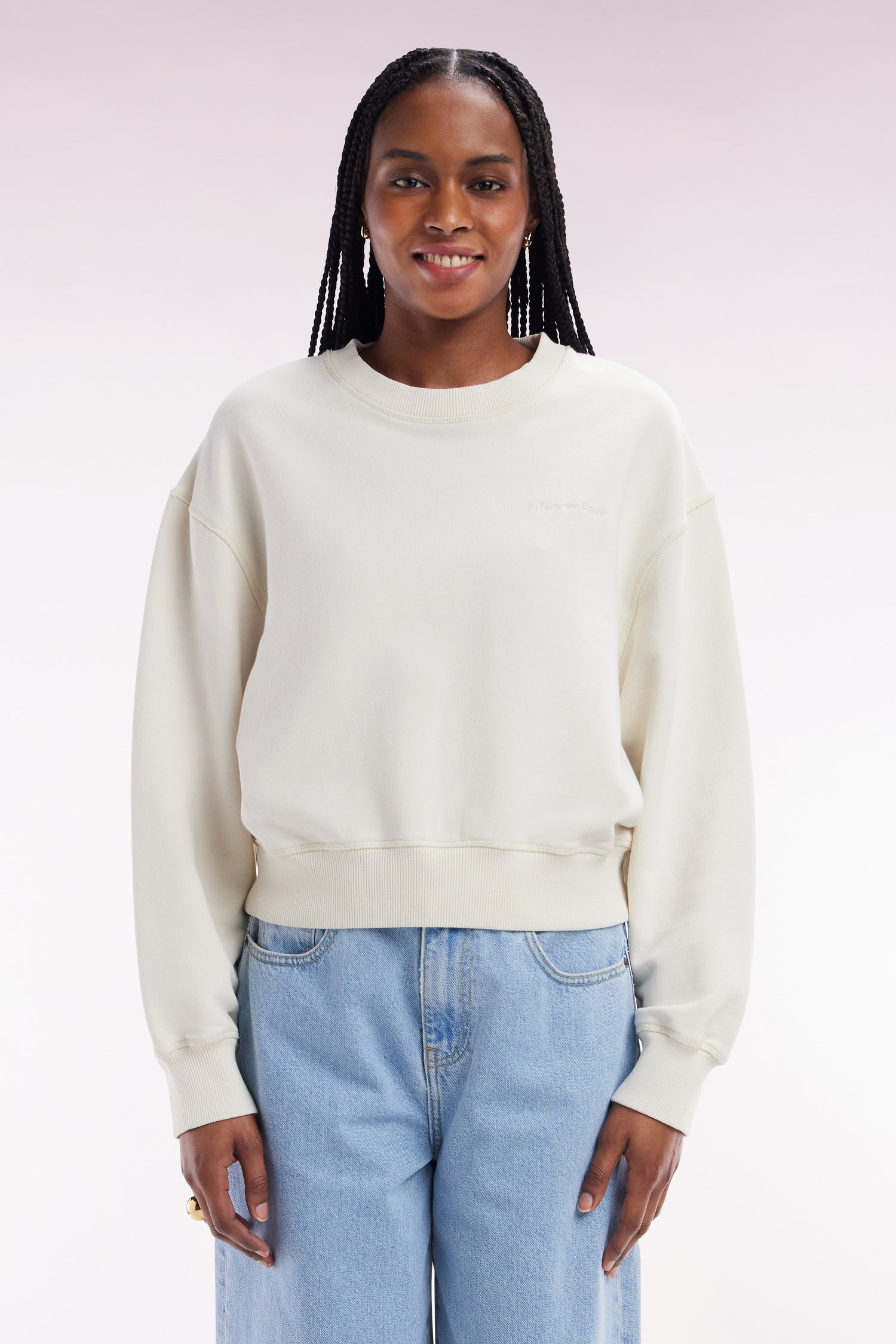 Sweatshirt en coton beige coupe décontractée courte