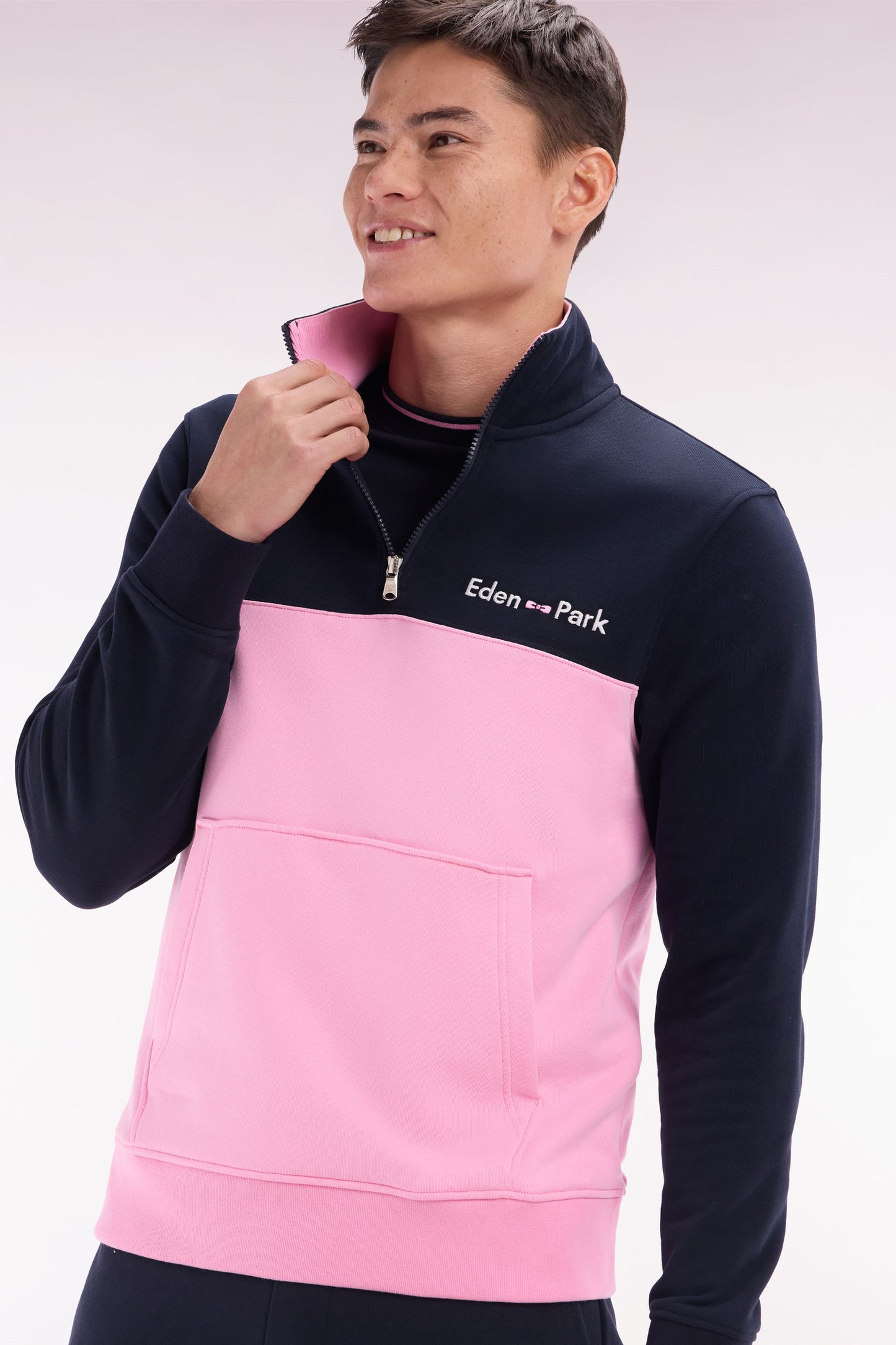 Sweatshirt à col camionneur en coton bicolore rose et marine coupe droite