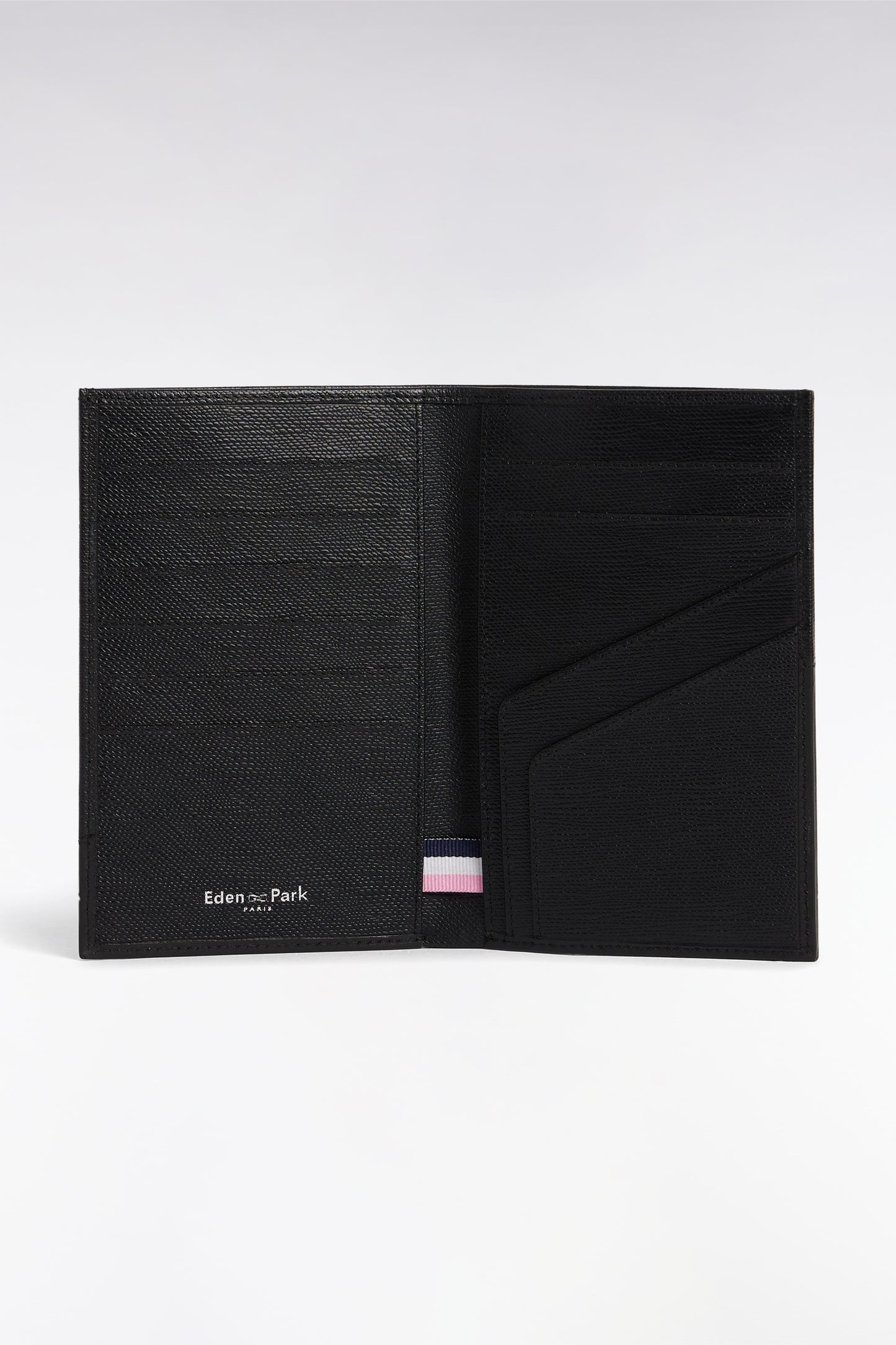 Portefeuille taille passeport bimatière en cuir noir