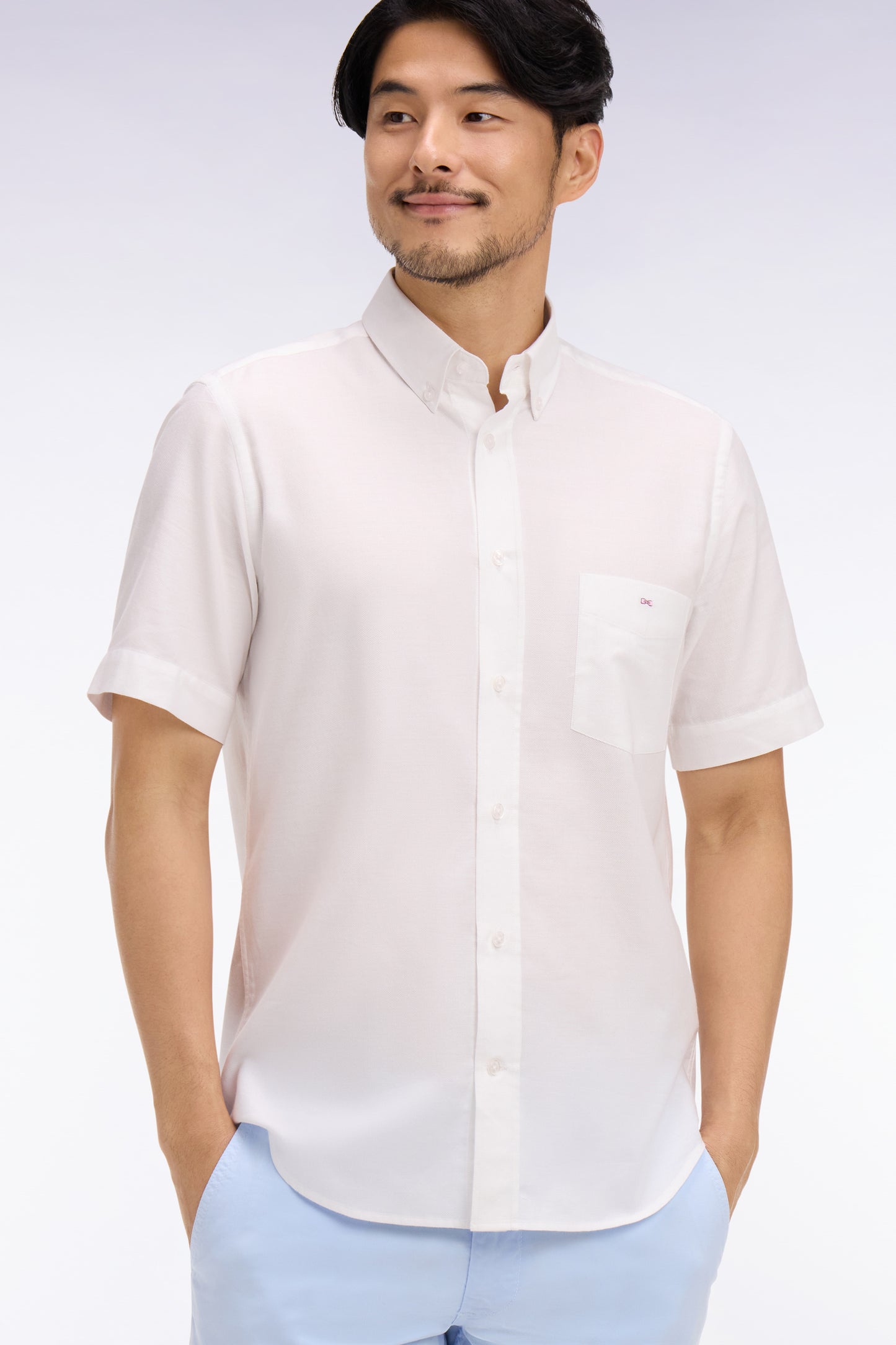 White cotton piqué short-sleeved shirt