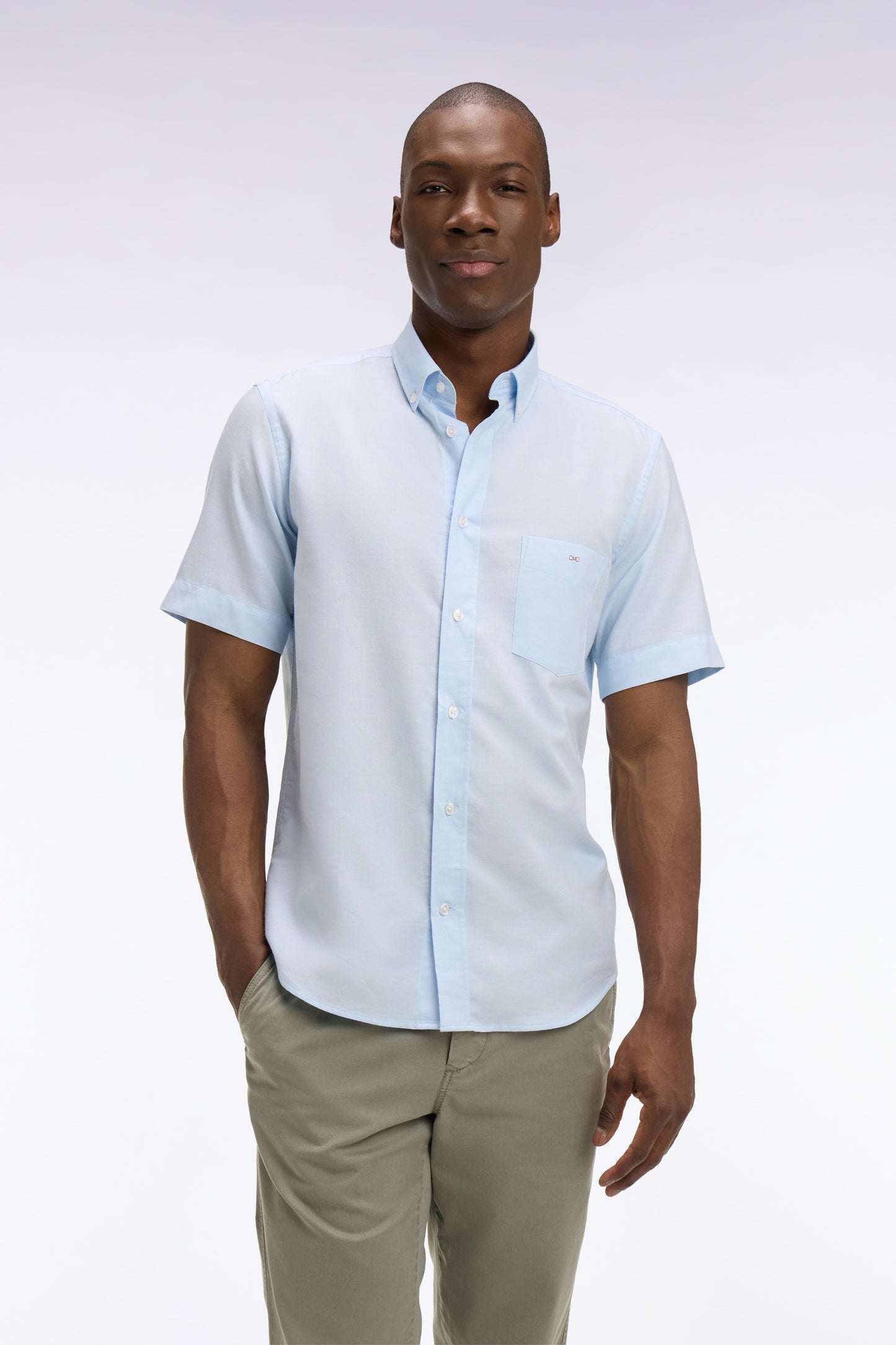 Short-sleeved shirt in sky blue cotton pique