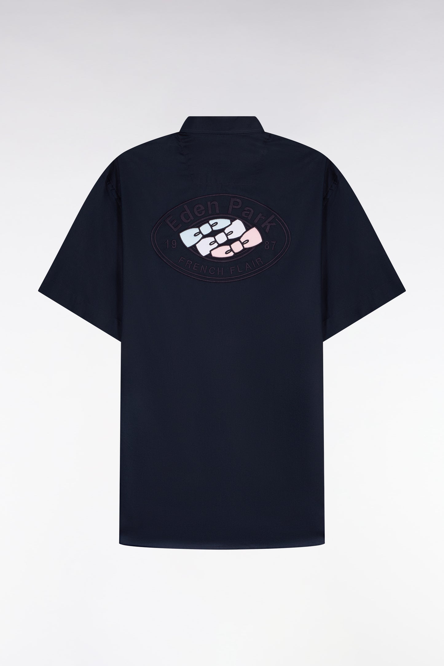 Short-sleeved shirt in navy cotton with back embroidery