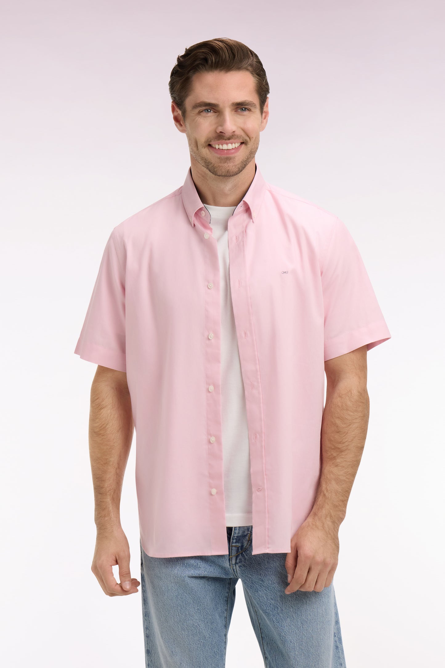 Short-sleeved pink cotton shirt with back embroidery