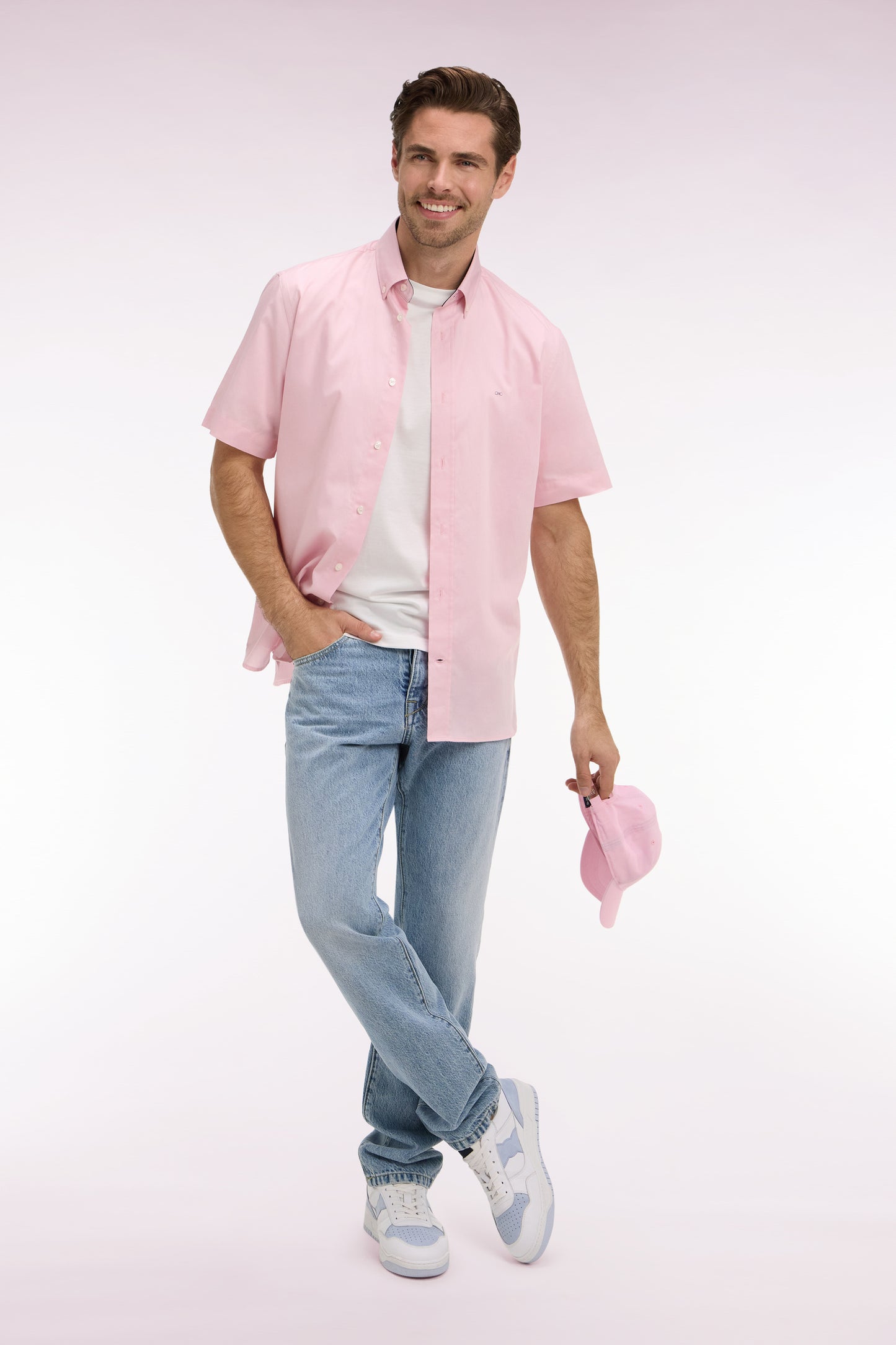 Short-sleeved pink cotton shirt with back embroidery