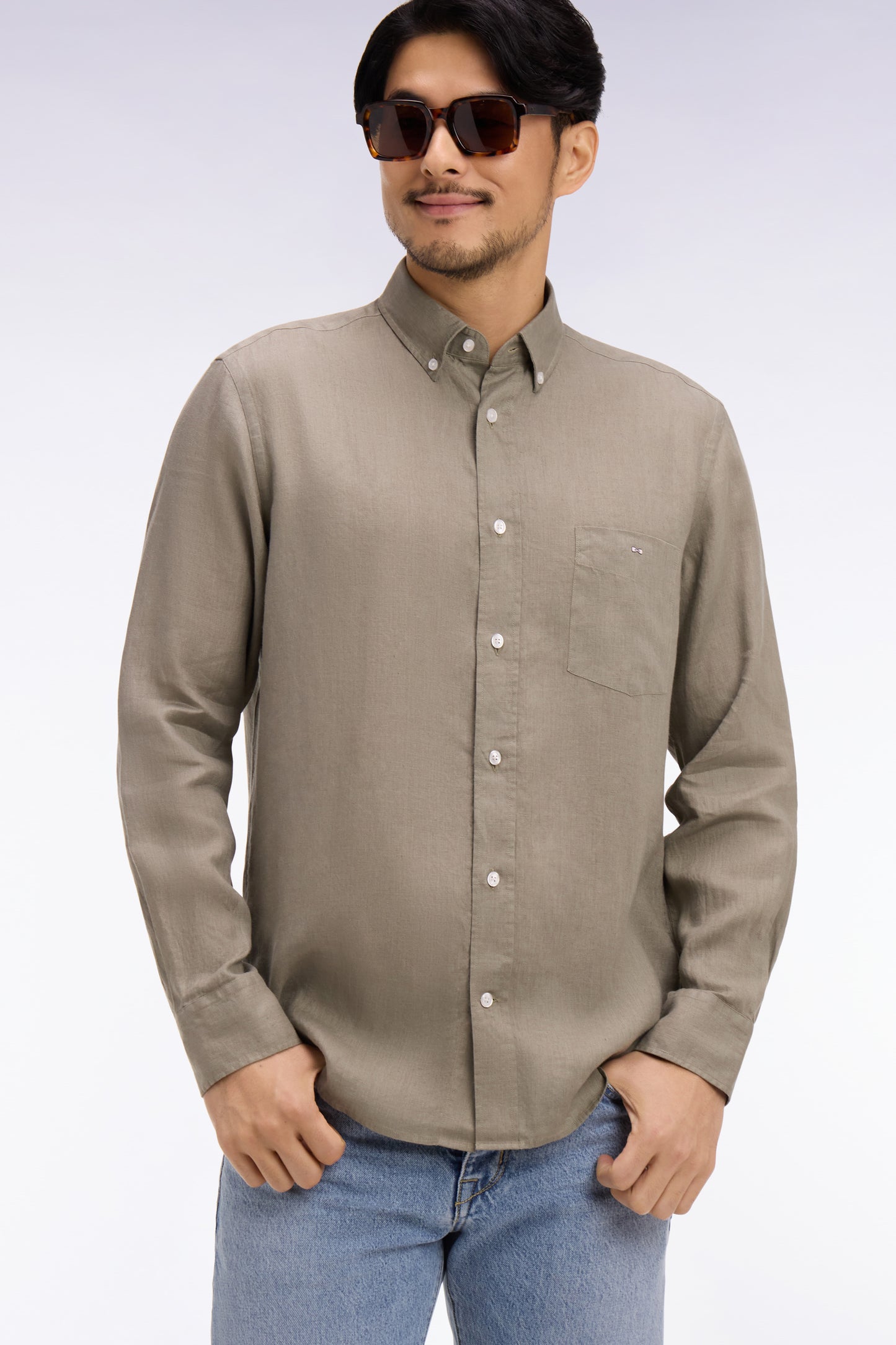 Straight brown linen shirt