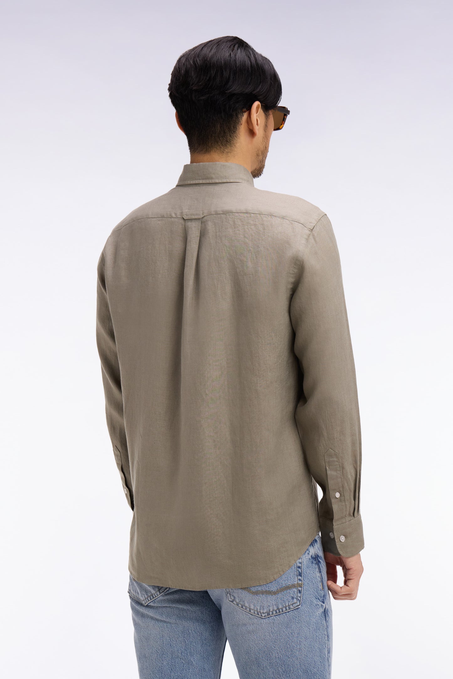 Straight brown linen shirt