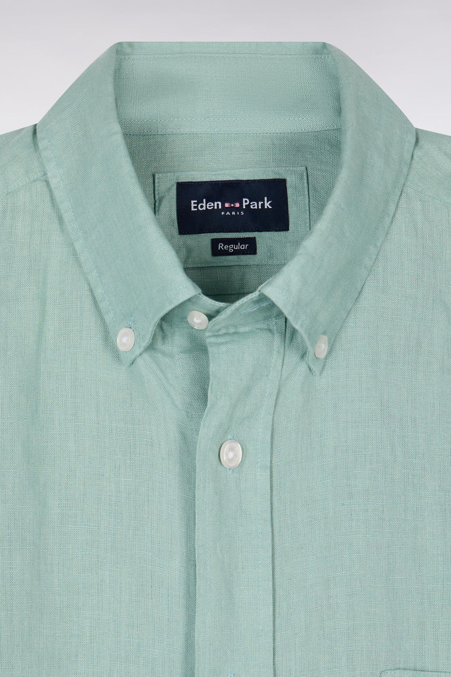 Straight shirt in sea green linen