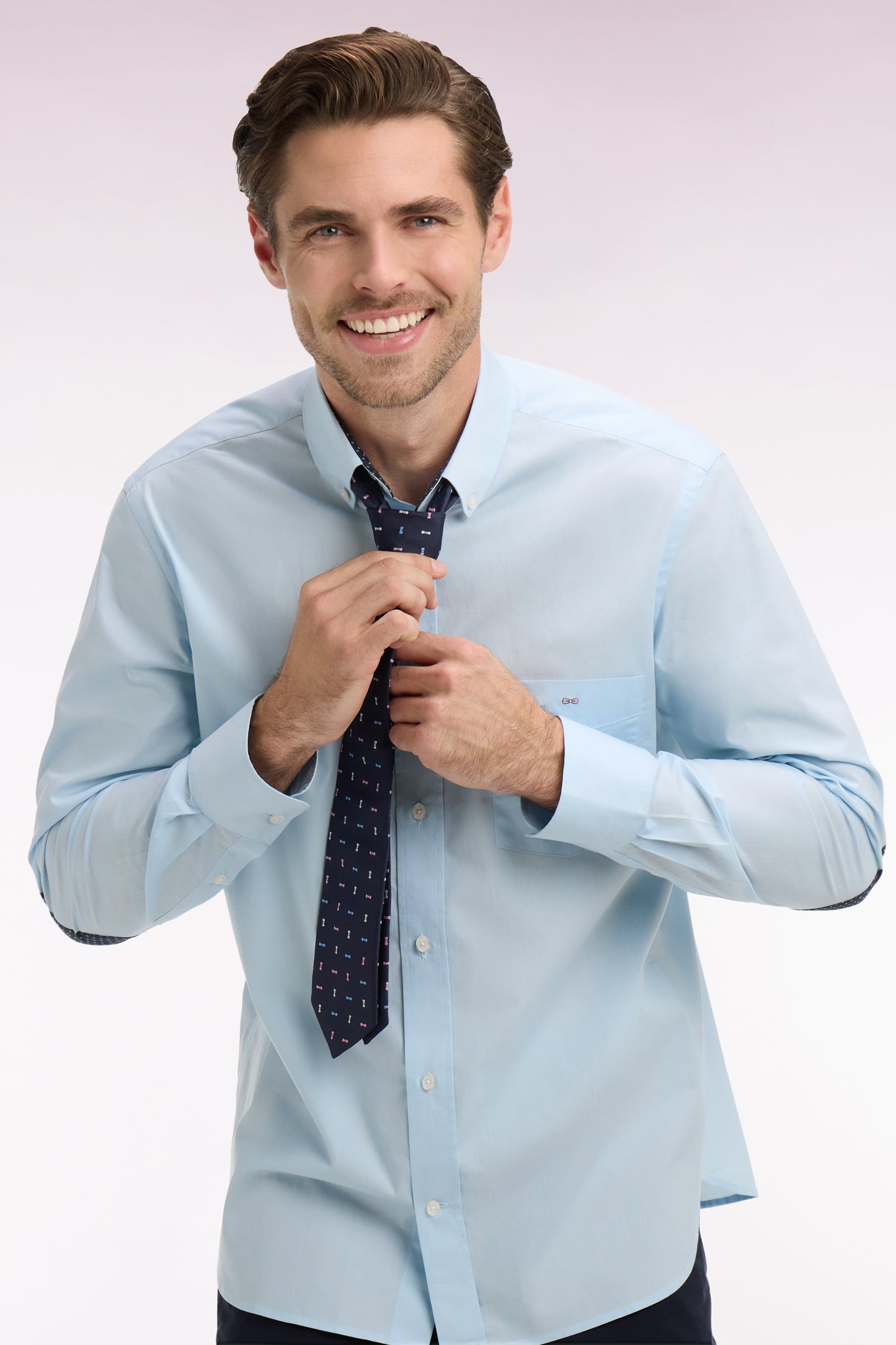 Sky blue cotton shirt with printed elbow patches
