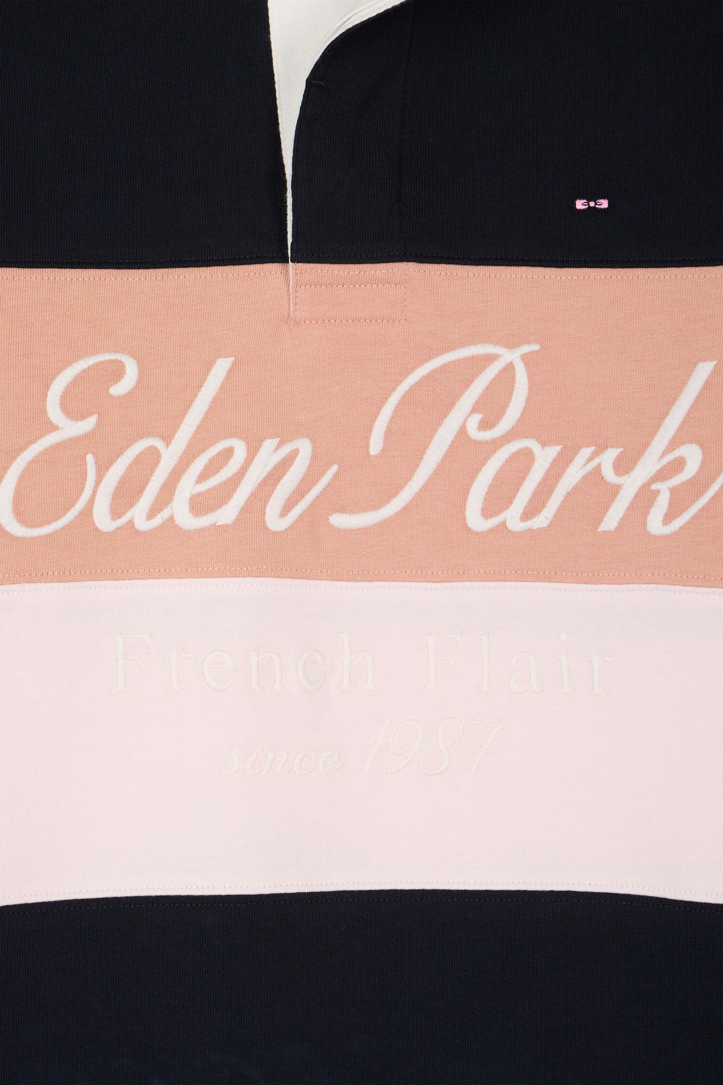 Maillot à manches courtes marine à découpes pastel et broderie coupe regular