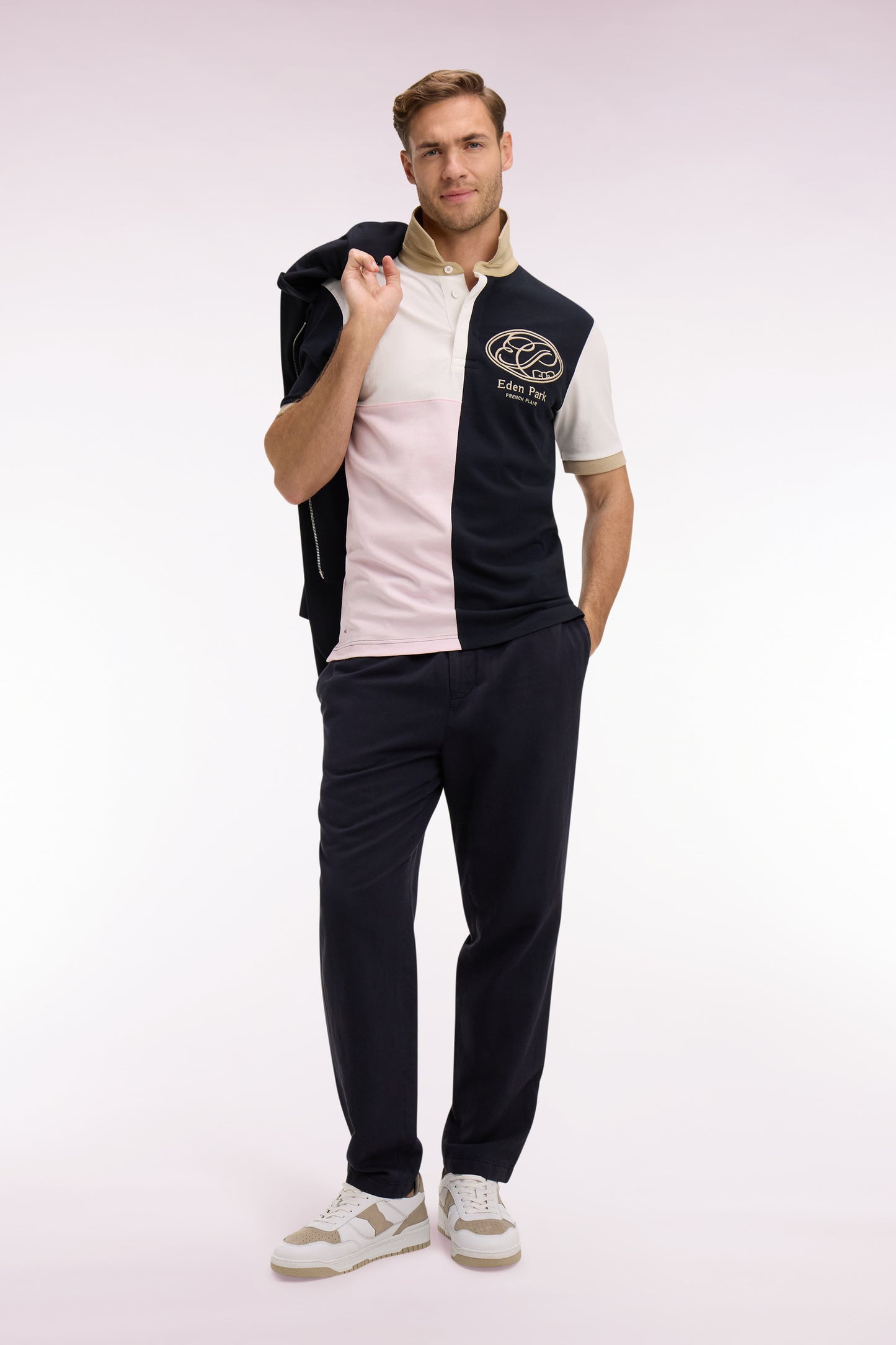 Navy short-sleeved jersey with graphic cutouts and regular-fit embroidery