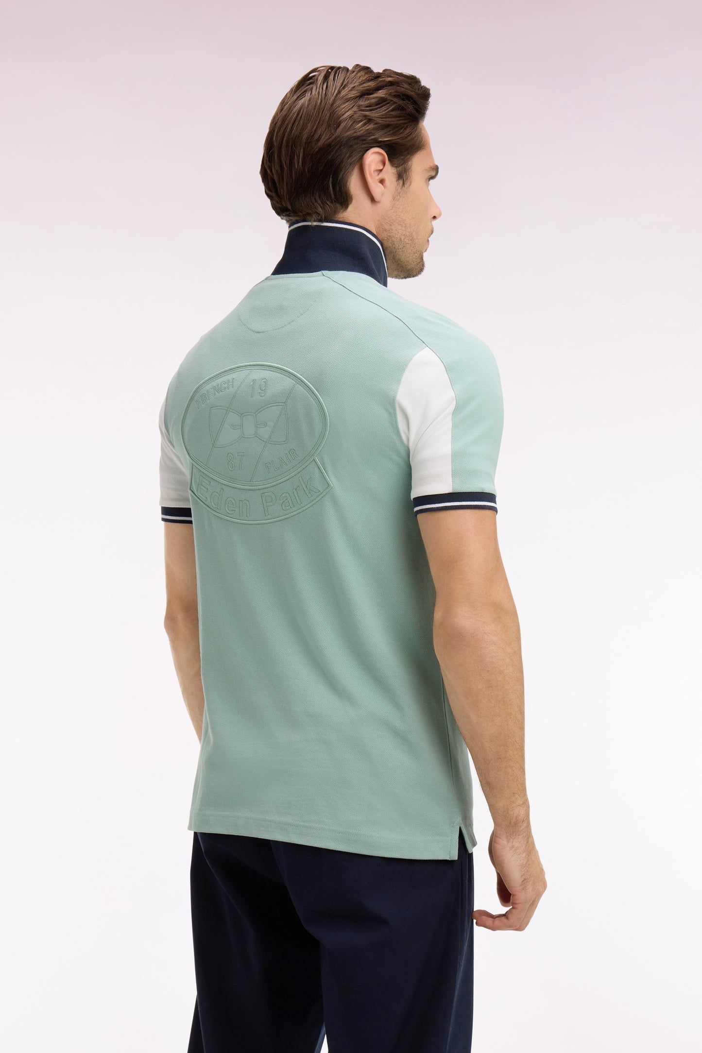 Polo à manches courtes en coton vert d'eau brodé coupe regular