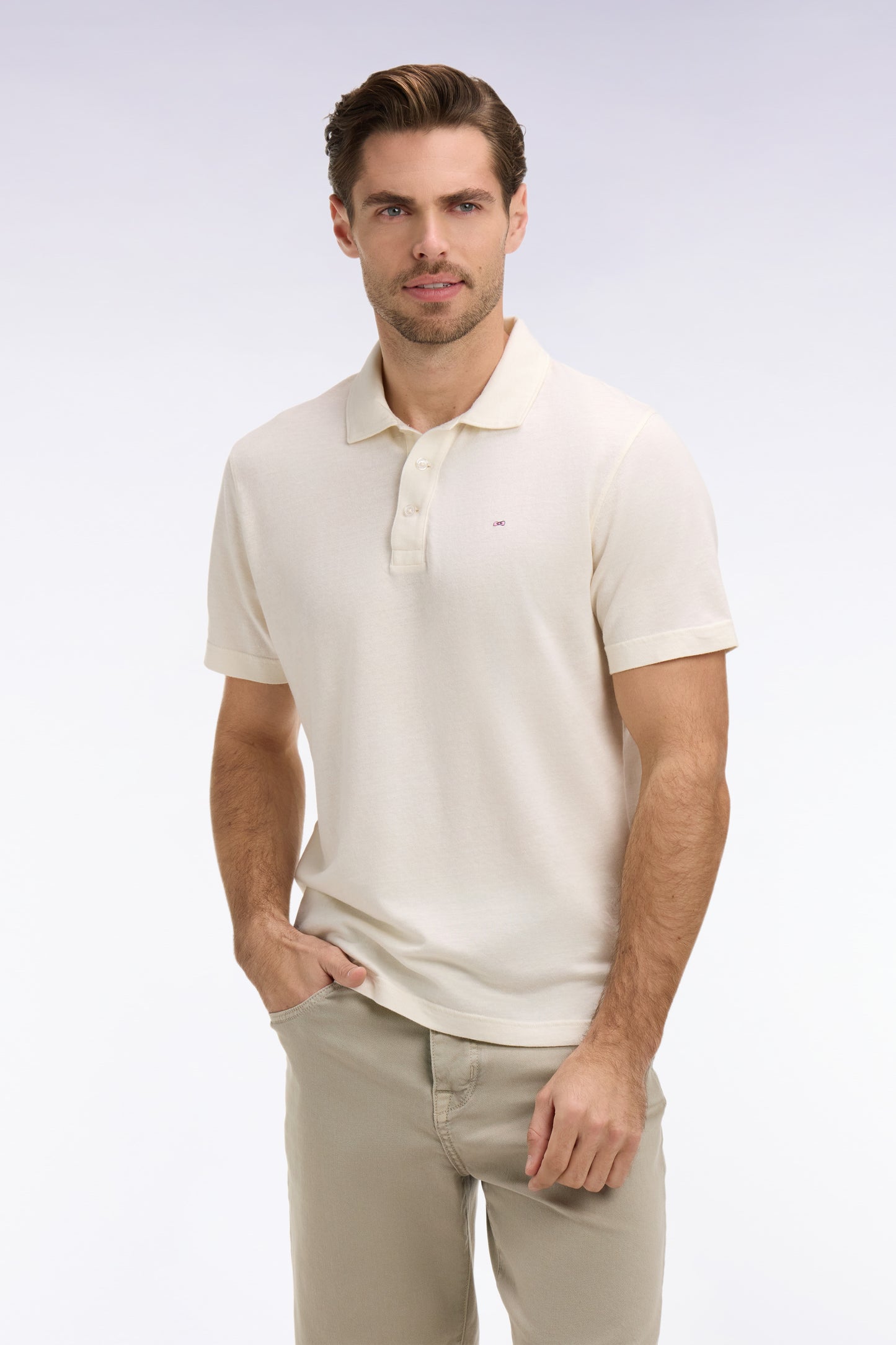 Regular fit short sleeve polo shirt in ivory Oxford