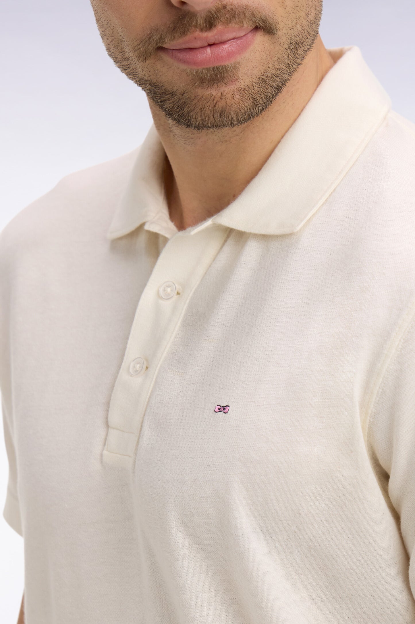 Regular fit short sleeve polo shirt in ivory Oxford
