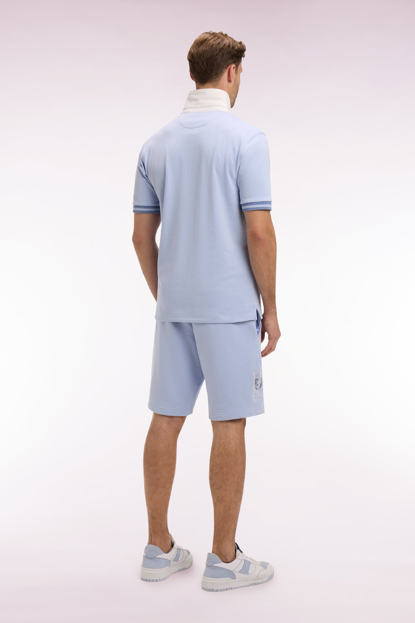 Sky cotton fleece shorts with coat of arms embroidery
