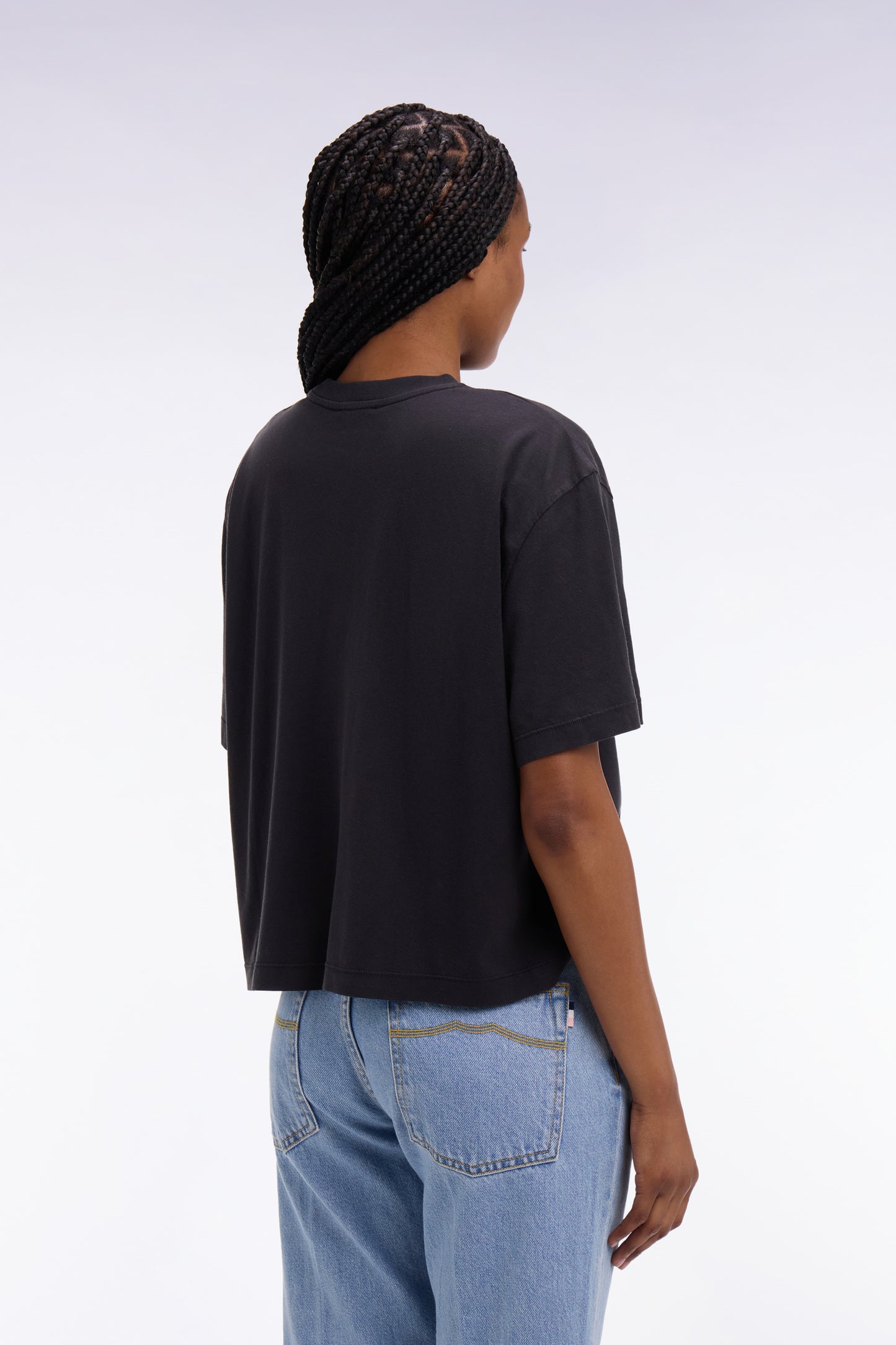 Short-sleeved t-shirt in black lyocell and cotton oversized cut