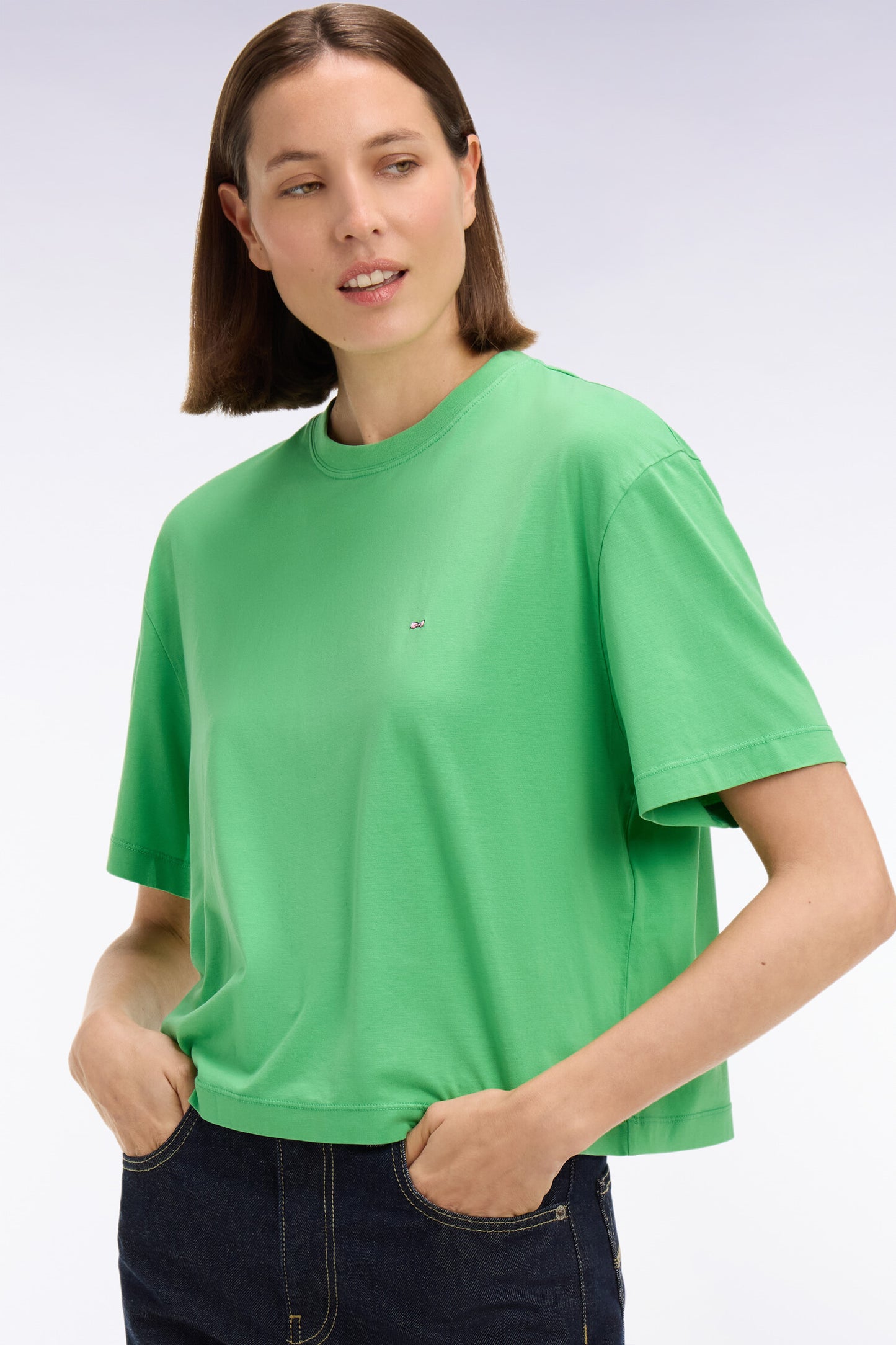 Short-sleeved green lyocell and cotton t-shirt with oversized cut