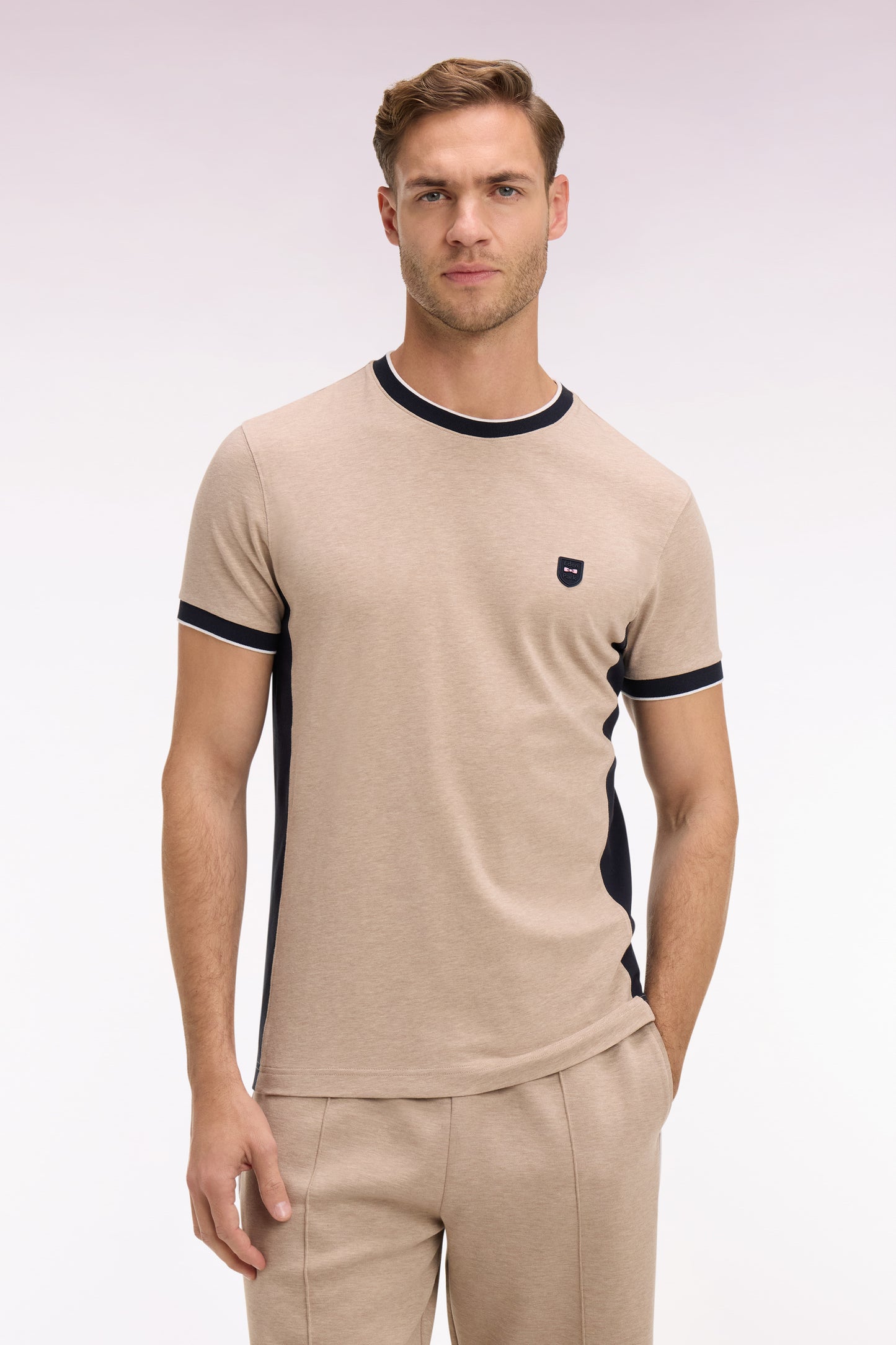 T-shirt à manches courtes en coton stretch beige à découpes coupe slim