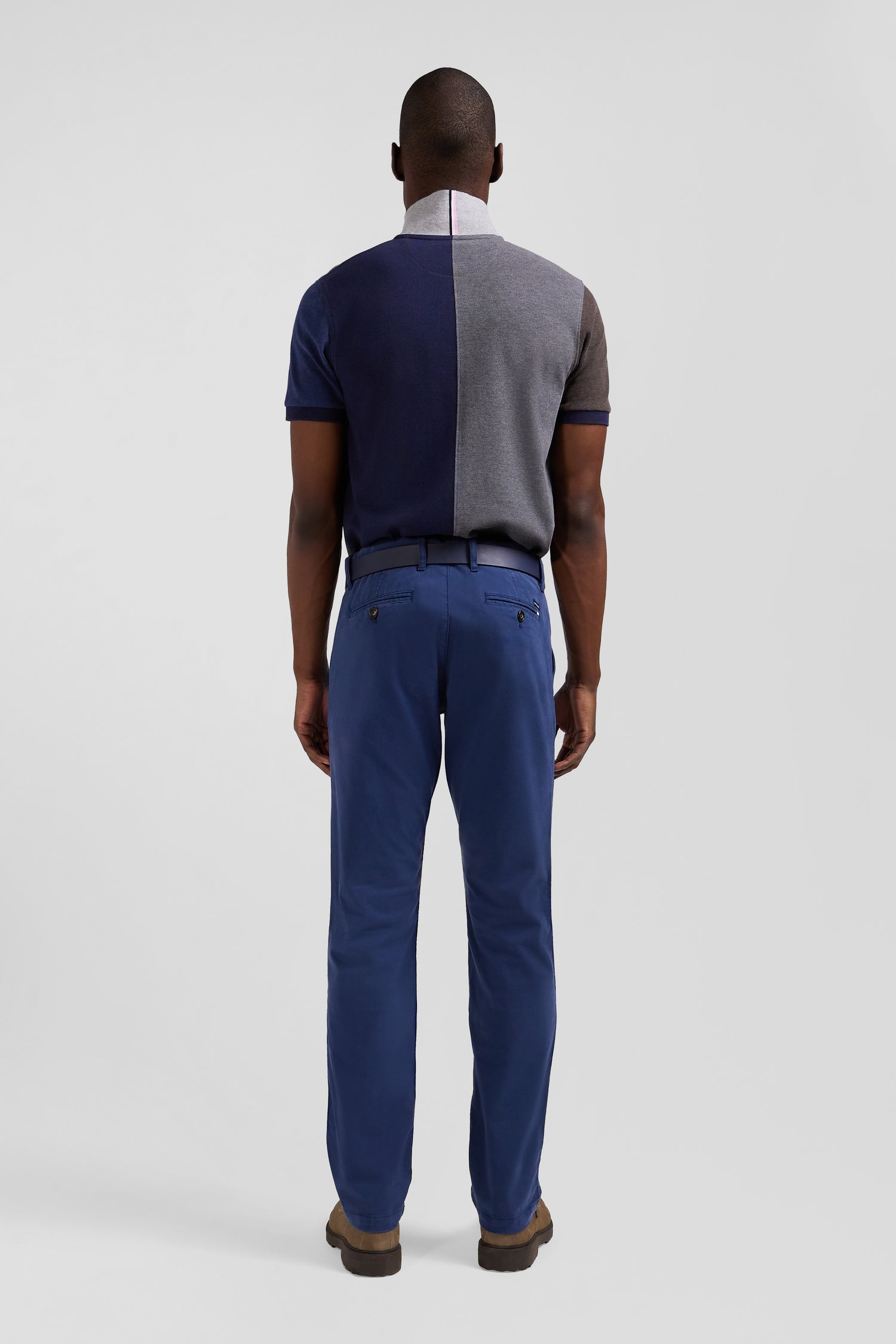 Regular blue chino trousers in stretch cotton gabardine