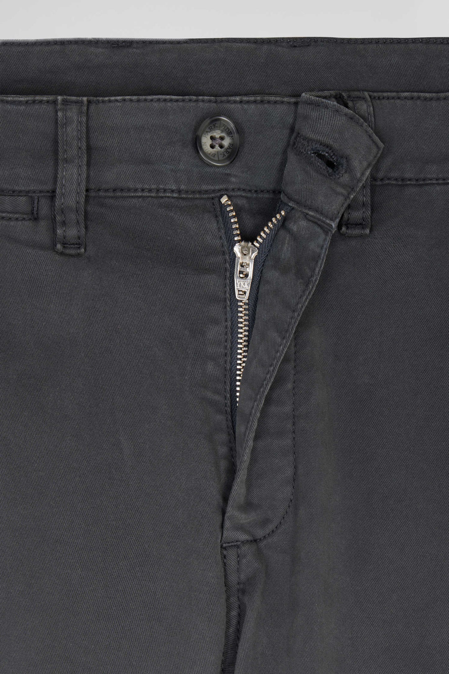 Regular anthracite grey chino trousers in stretch cotton gabardine