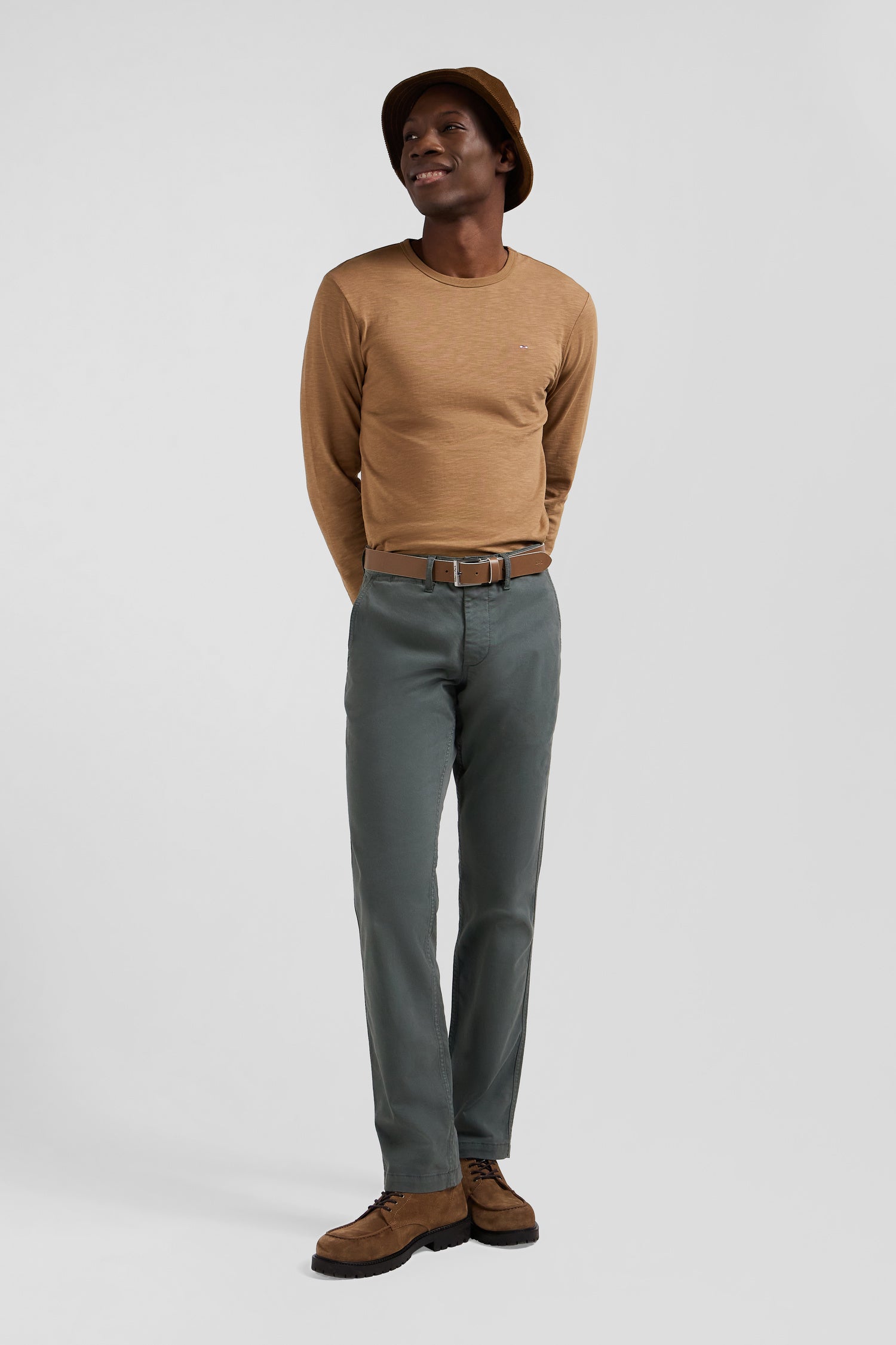 Regular grey chino trousers in stretch cotton gabardine