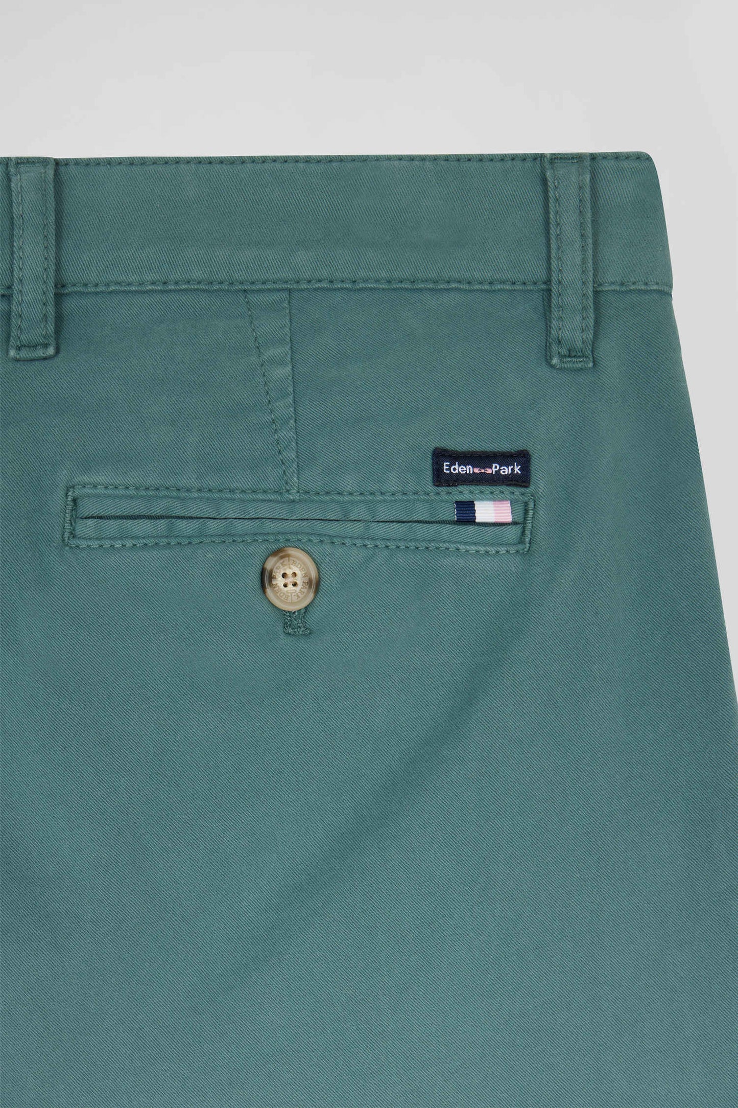 Regular green chino trousers in stretch cotton gabardine