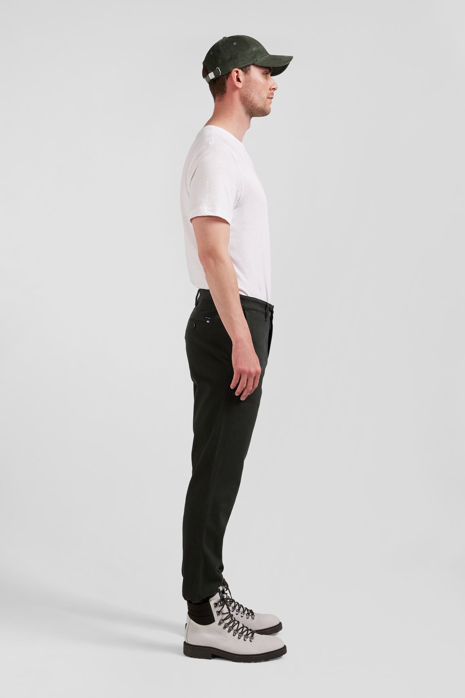 Regular khaki stretch cotton piqué and modal chino trousers