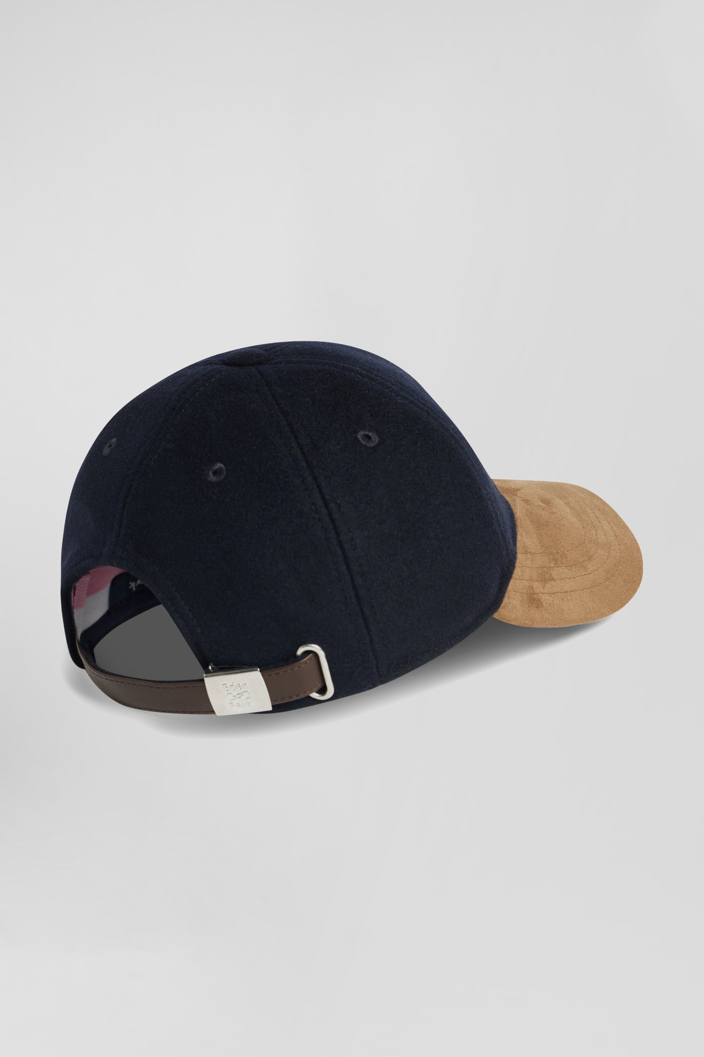 Two-tone cap in navy and hazelnut wool blend