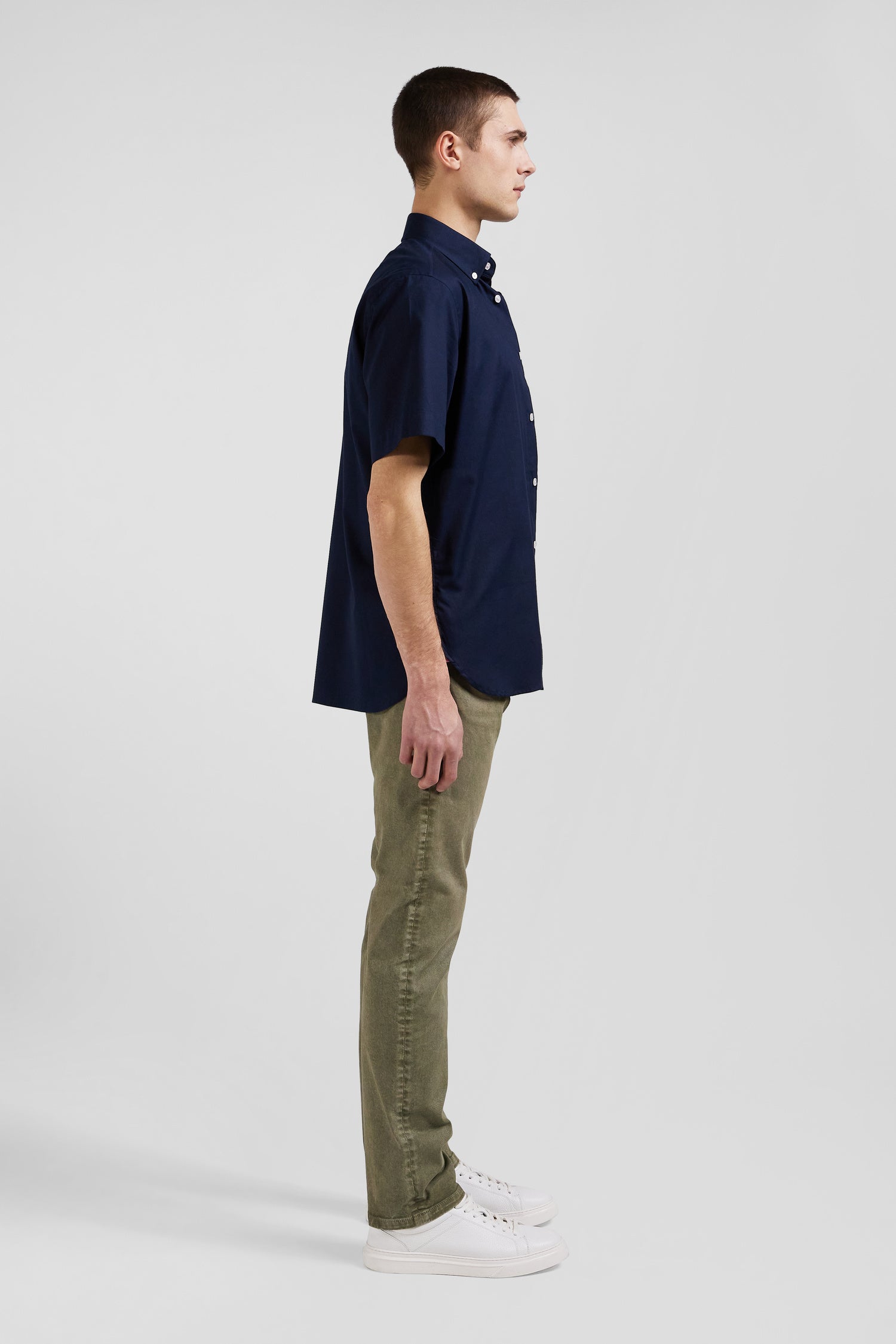 Regular navy blue cotton short-sleeved shirt with back embroidery