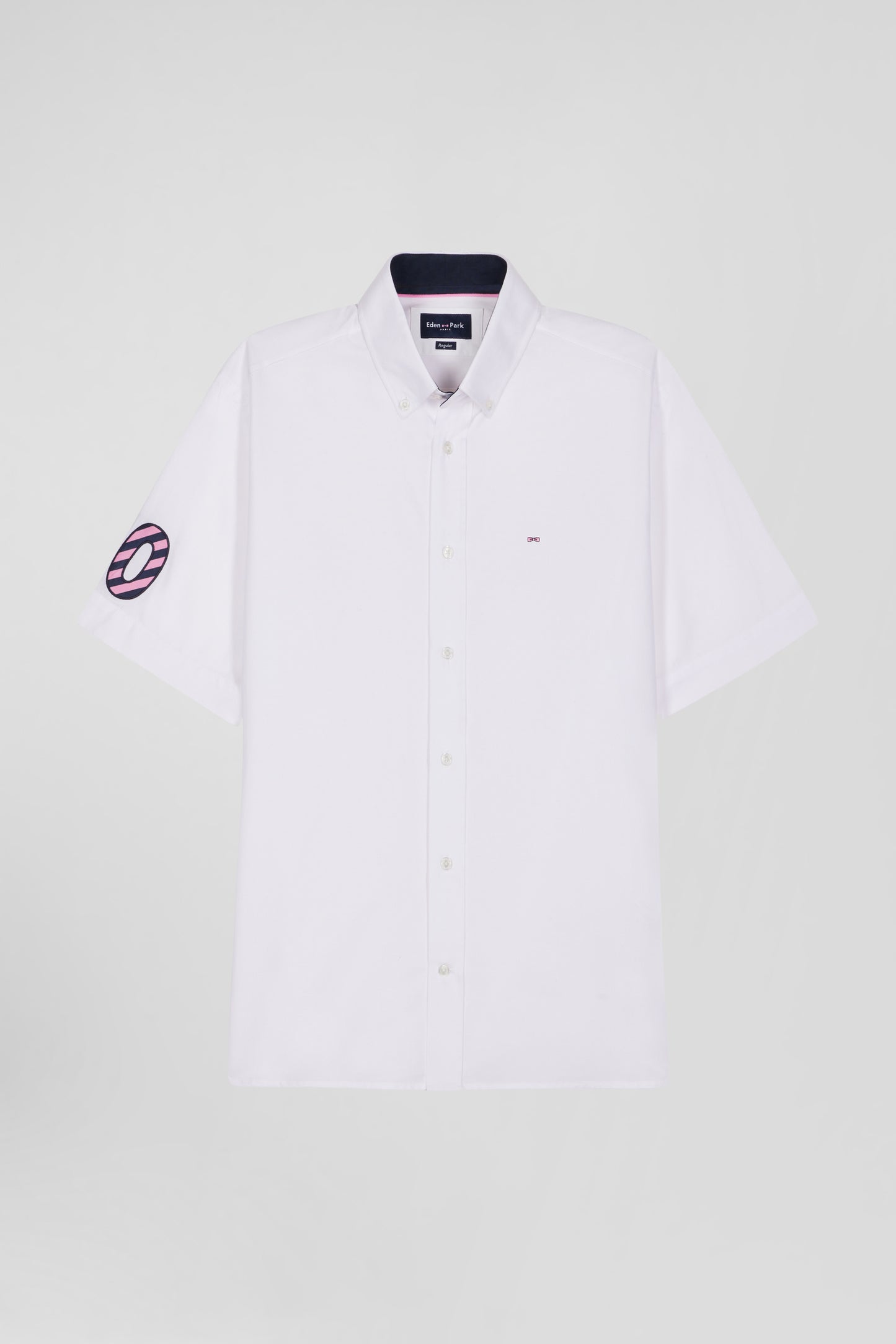 Regular white cotton short-sleeved shirt