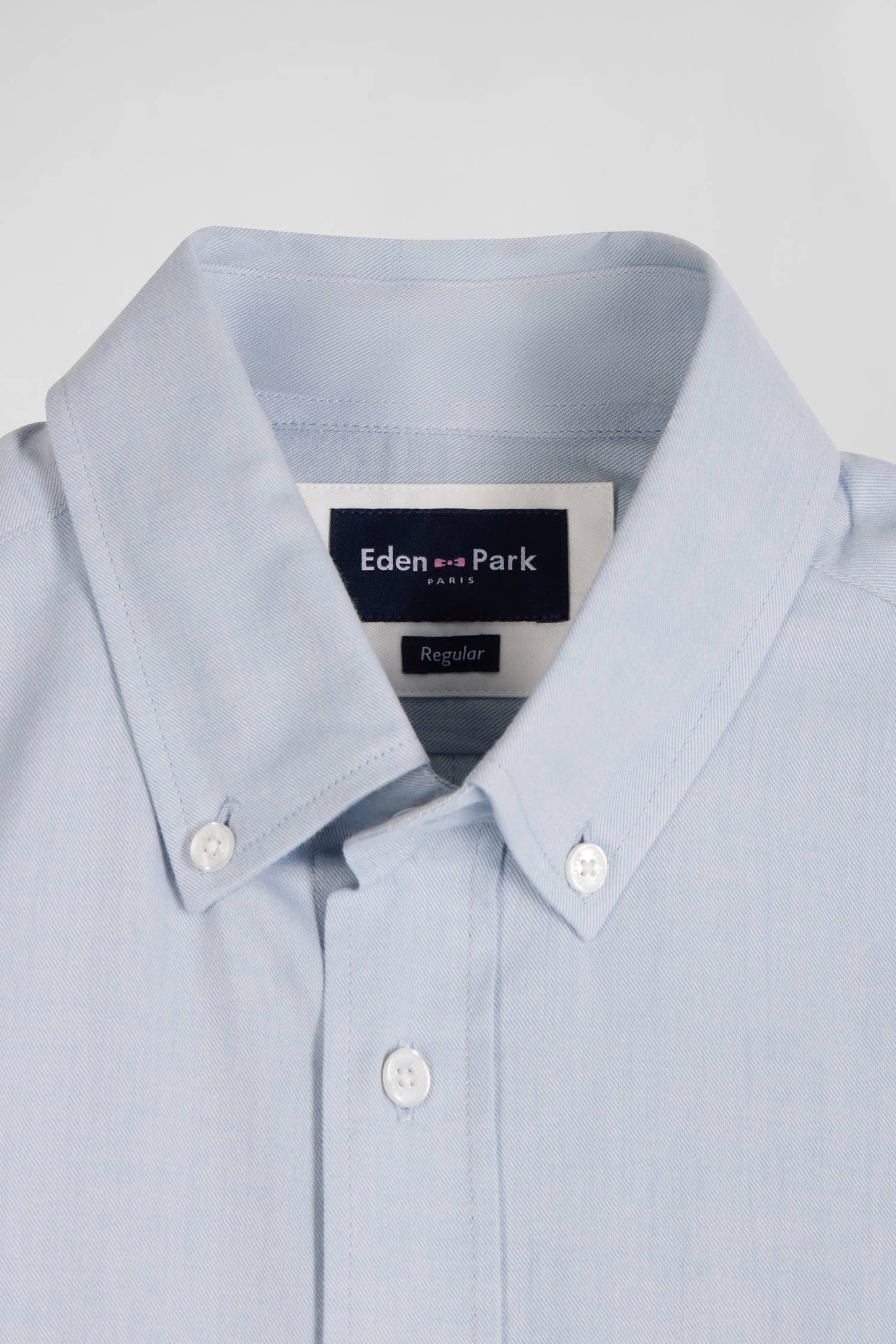 Regular plain sky blue cotton twill shirt with button-down collar