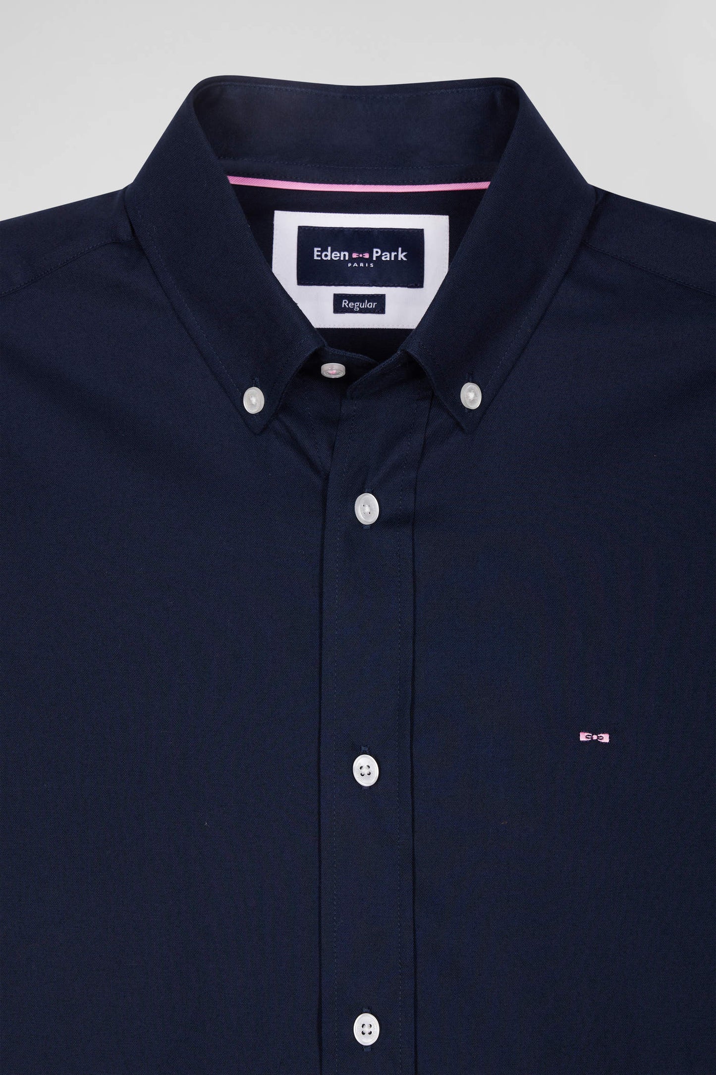 Regular navy blue oxford cotton shirt with back embroidery