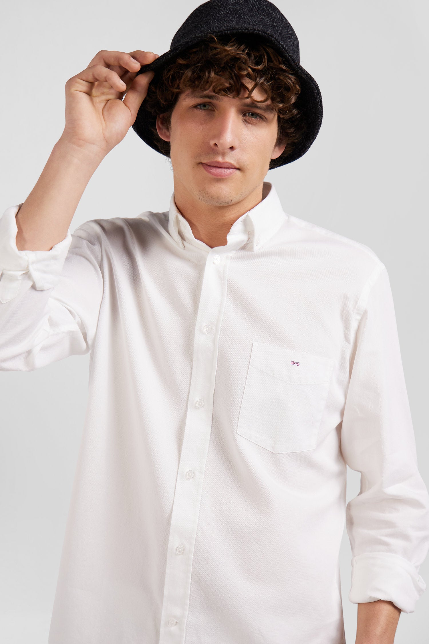 Regular plain white piqué cotton shirt