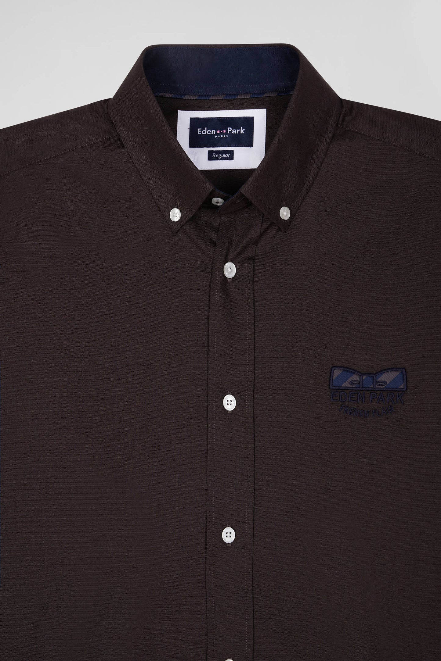 Regular brown oxford cotton shirt with striped bow tie detail