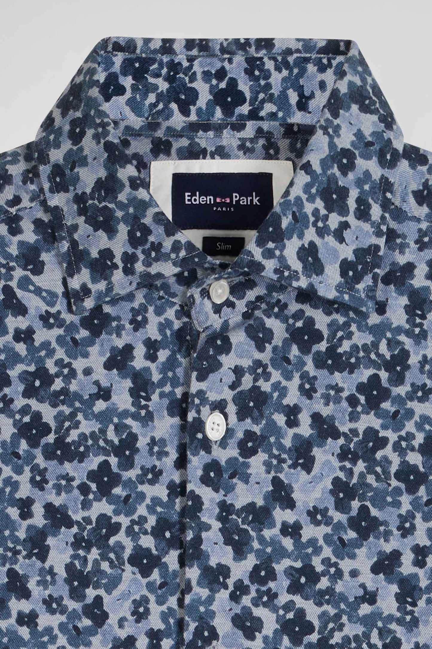 Slim-fit shirt in grey cotton poplin microprinted with flowers