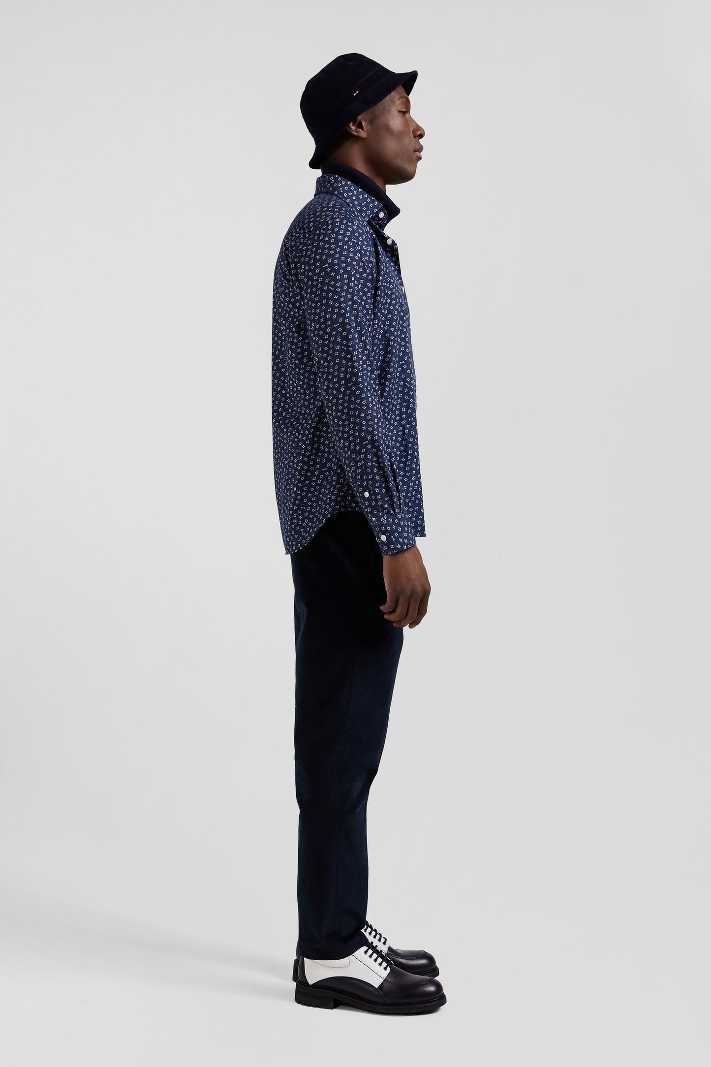 Slim dark blue cotton shirt