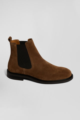 Brown cowhide leather Chelsea boots