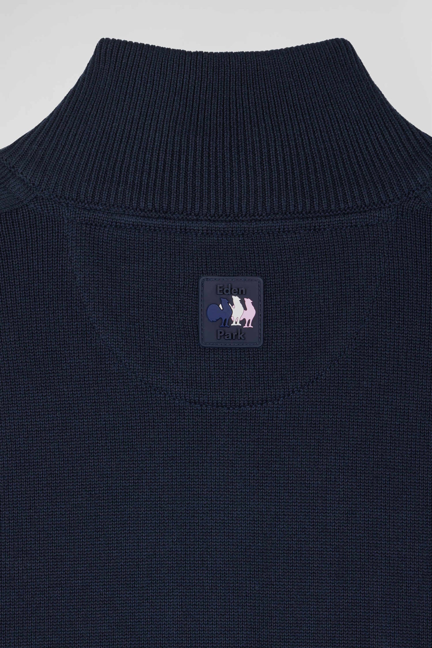 Regular navy blue cotton zipped cardigan with XV de France rubber badge and tricolour details