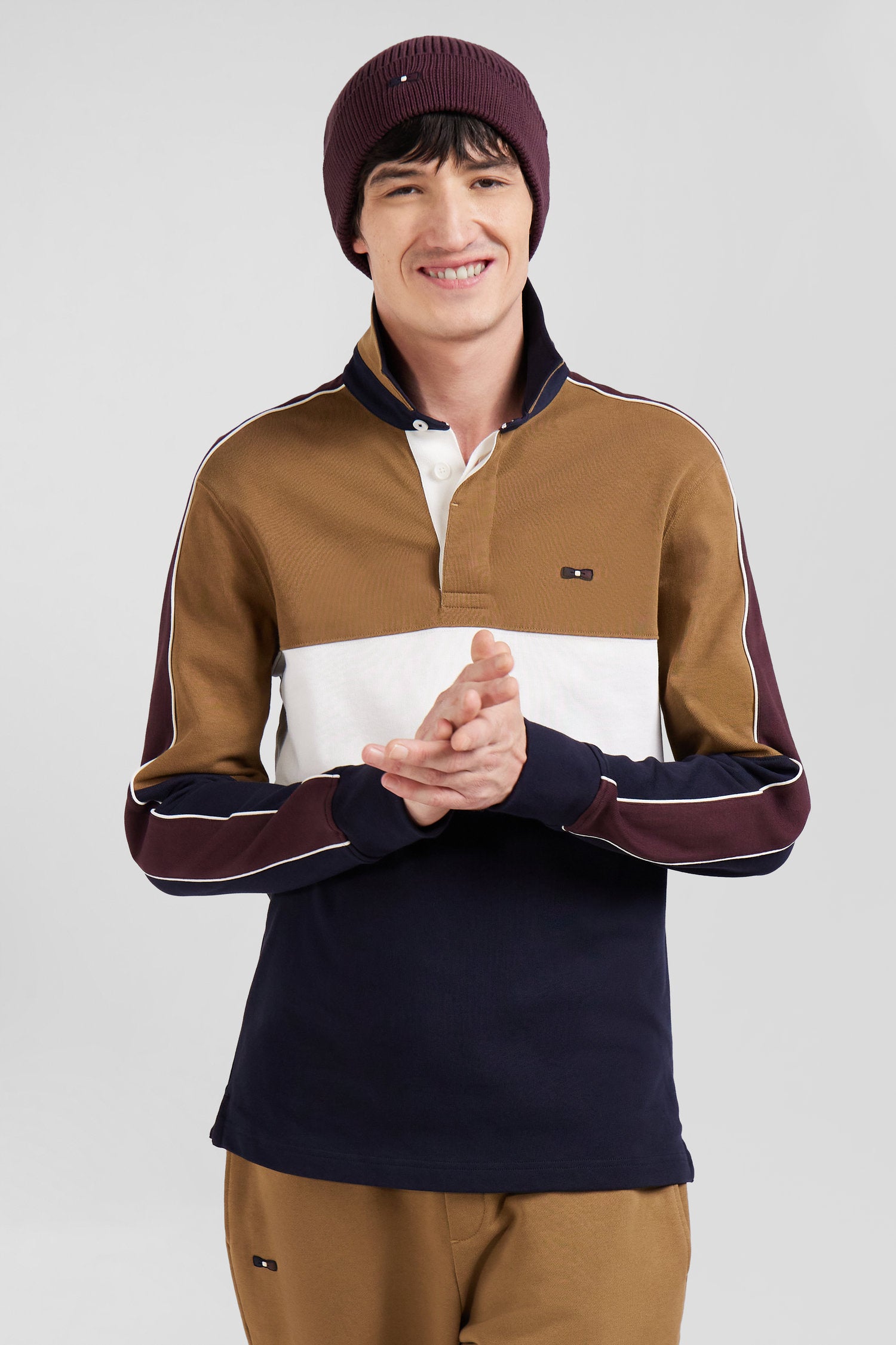 Regular camel long-sleeved cotton rugby shirt with back embroidery and piping