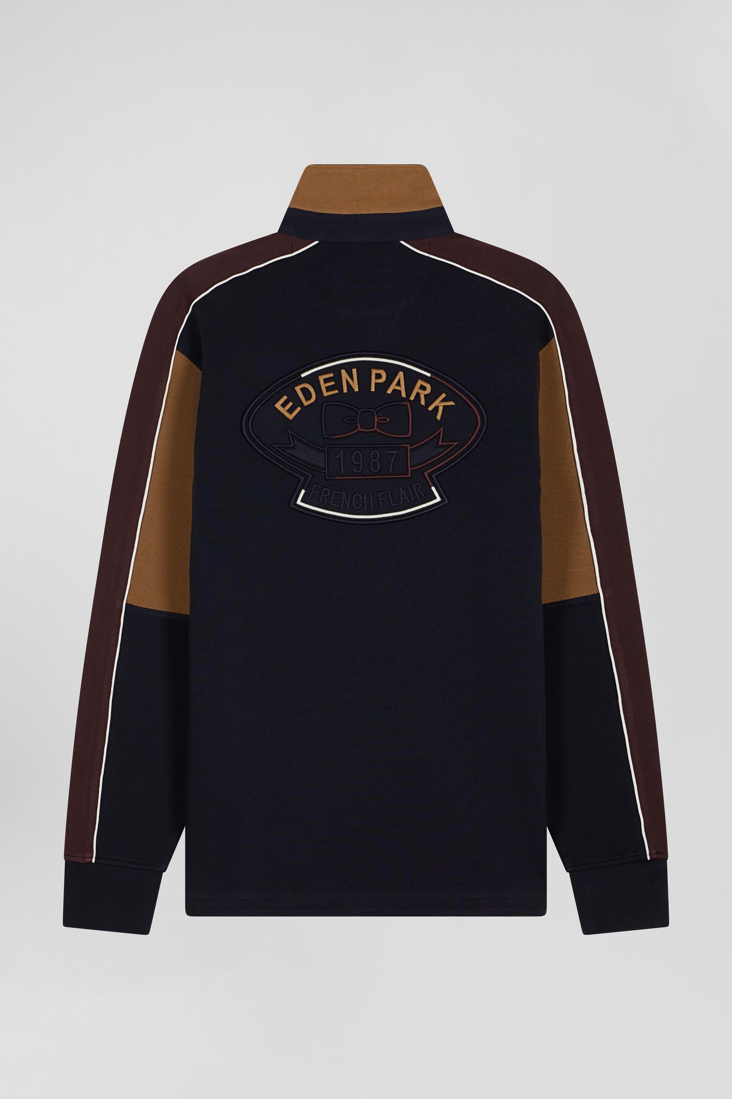 Long-sleeved jersey in hazelnut cotton with back embroidery and regular fit piping