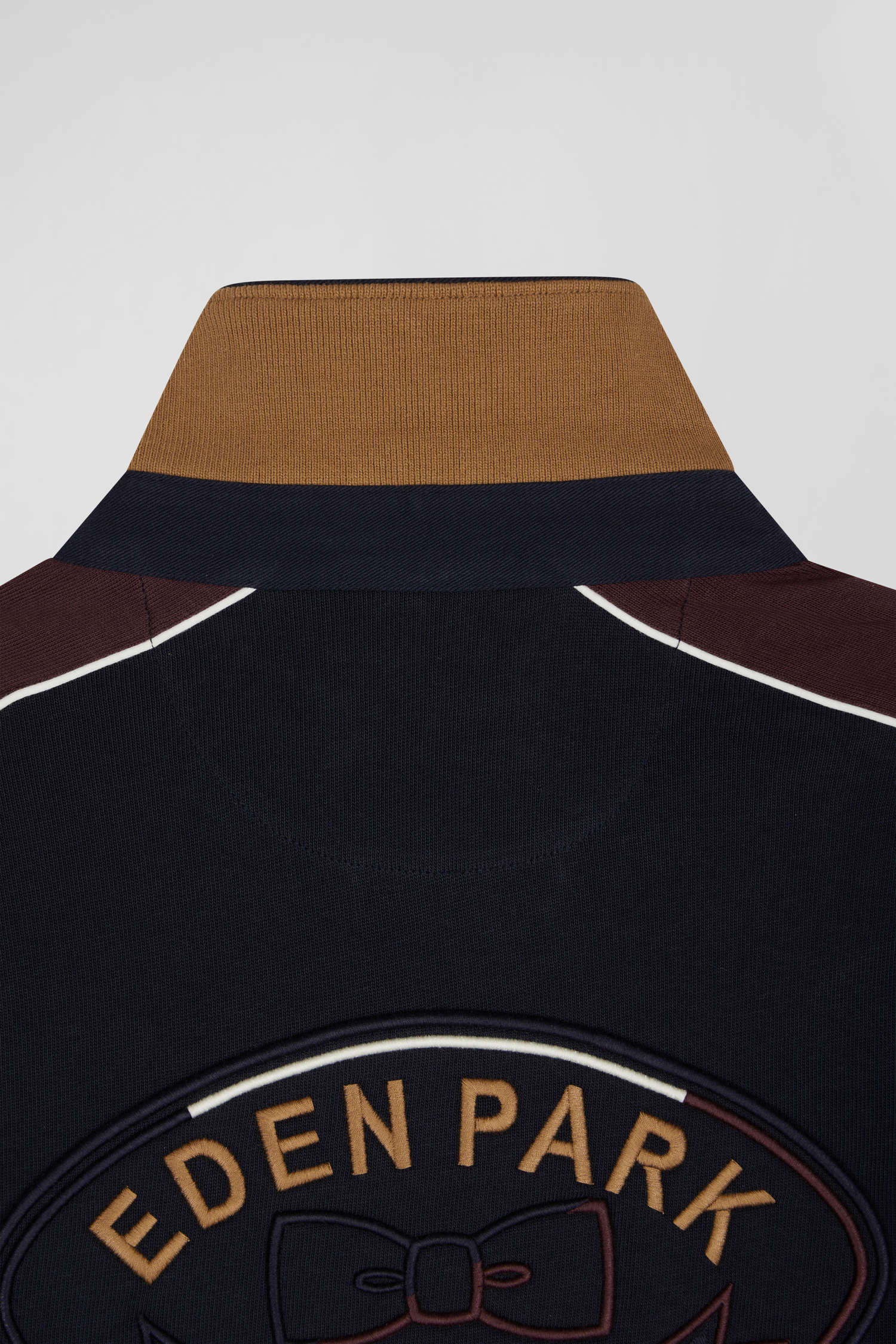 Regular camel long-sleeved cotton rugby shirt with back embroidery and piping