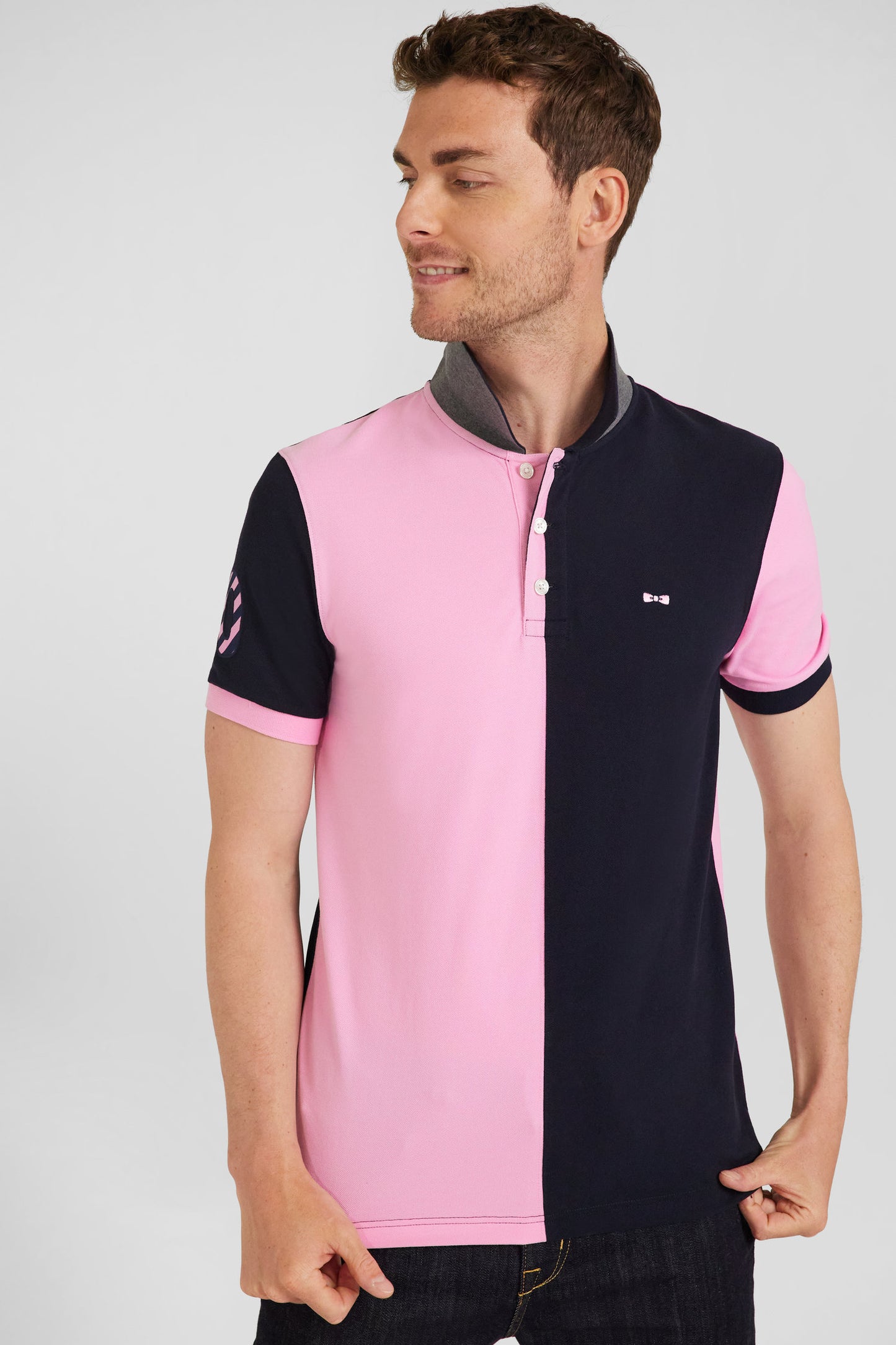 Regular navy blue and pink bicolor short-sleeved cotton piqué polo shirt