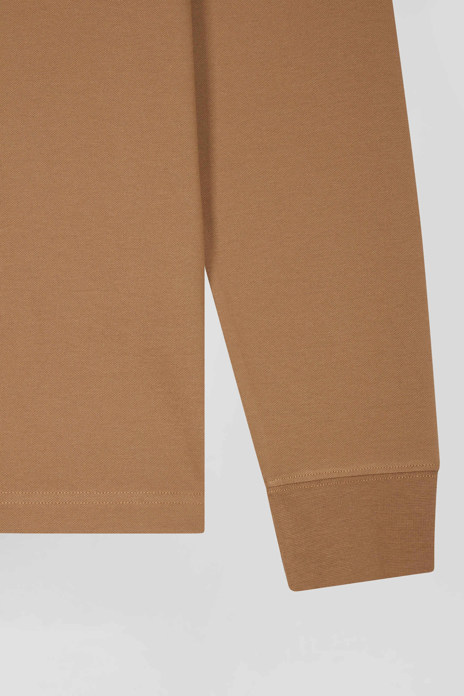 Polo manches longues en piqué coton camel coupe Slim