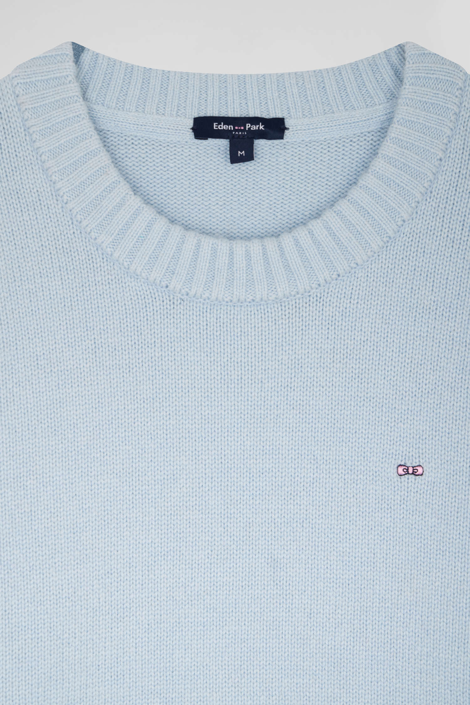 Regular sky blue round-neck wool and cashmere jumper