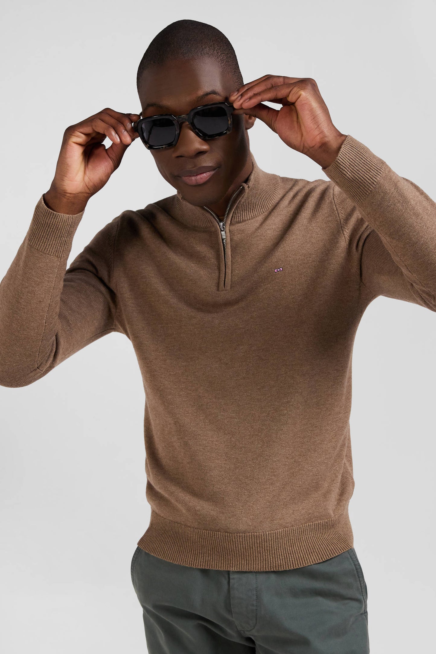 Regular brown semi-zipped wool and cotton jumper