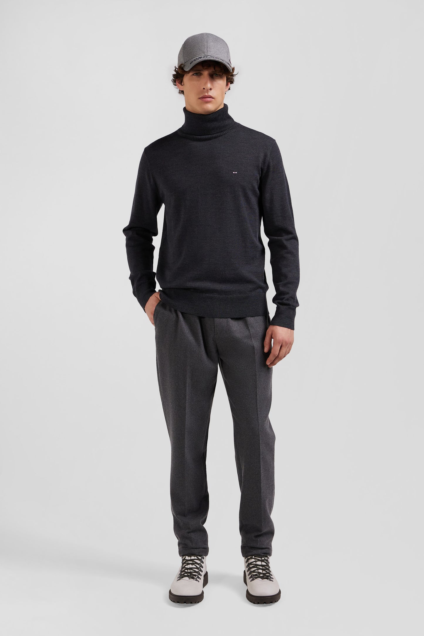 Regular anthracite grey merino wool turtleneck jumper